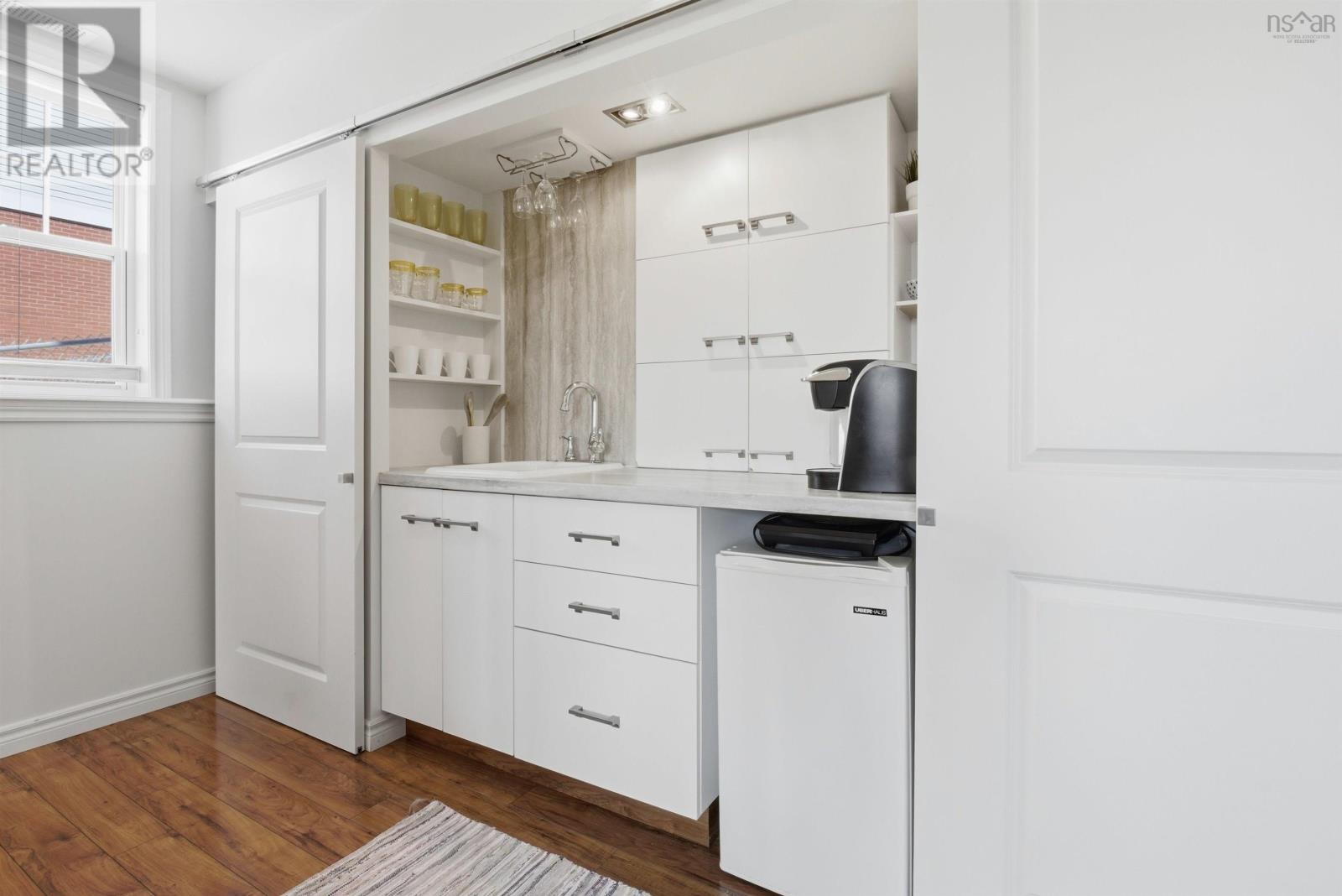 3790 Memorial Drive, Halifax Peninsula, Nova Scotia  B3K 6R6 - Photo 30 - 202604181