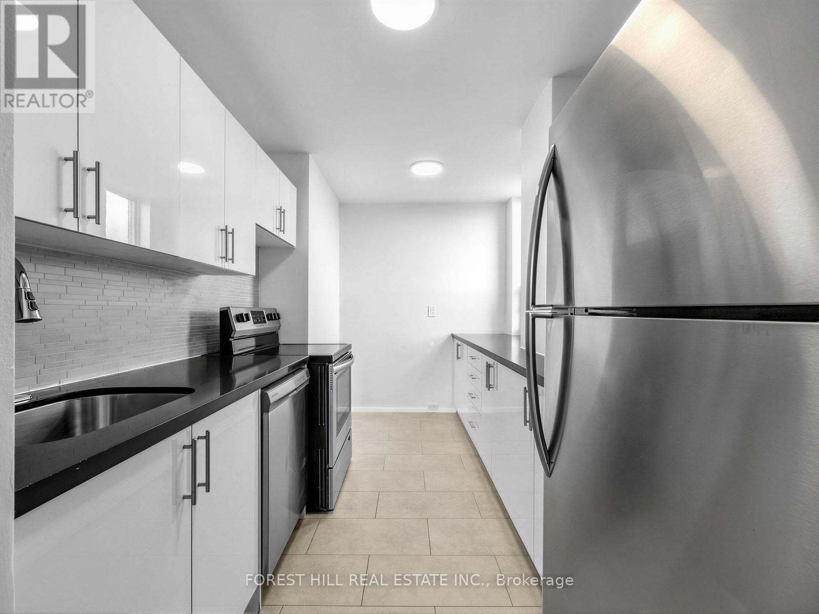 1704 - 7 Jackes Avenue, Toronto, Ontario  M4T 1E3 - Photo 11 - C12863478