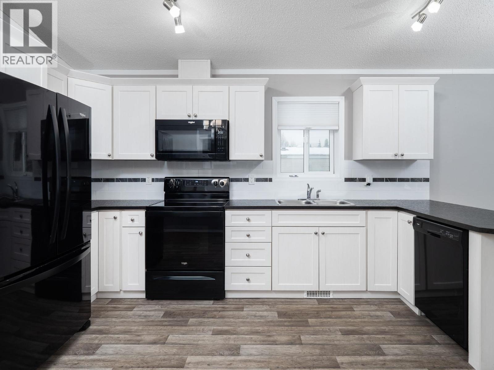 26 8622 Hart Highway, Prince George, British Columbia  V2K 2X1 - Photo 6 - R3097599