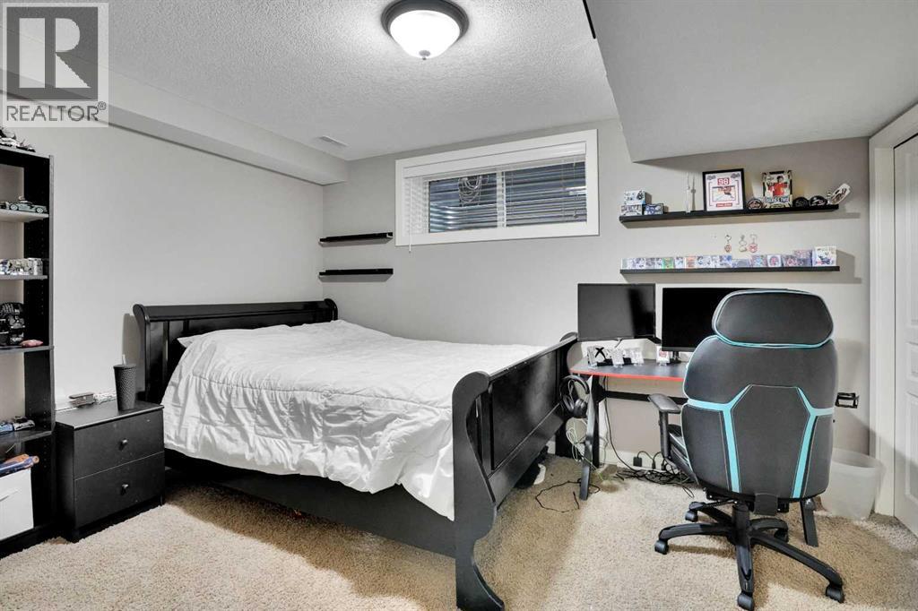 142 Luxstone View Sw, Airdrie, Alberta  T4B 0J9 - Photo 29 - A2267589