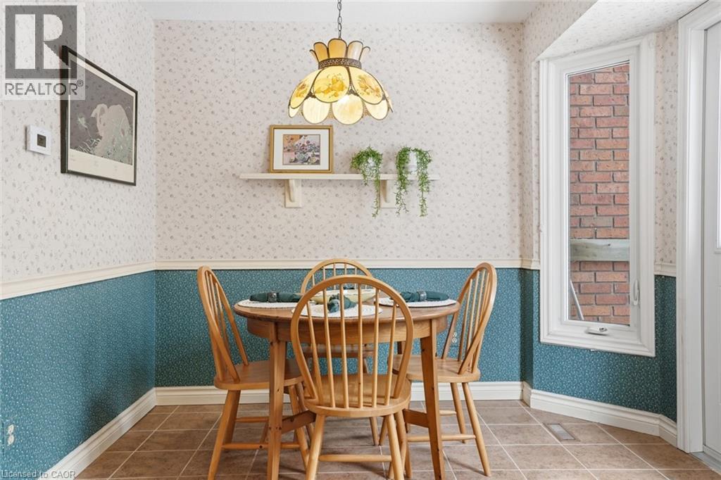 30 Osler Drive Unit# 24, Dundas, Ontario  L9H 6W3 - Photo 21 - 40809916