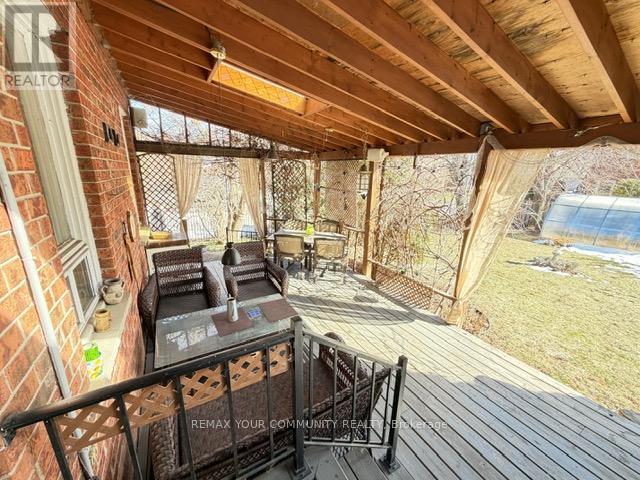 19 Roosevelt Drive, Richmond Hill, Ontario  L4C 6V1 - Photo 29 - N12862804