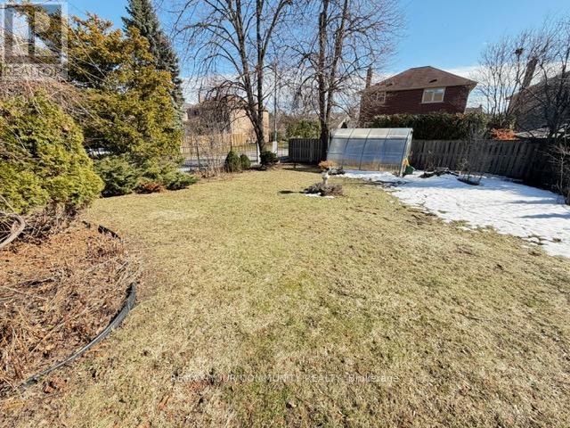 19 Roosevelt Drive, Richmond Hill, Ontario  L4C 6V1 - Photo 31 - N12862804