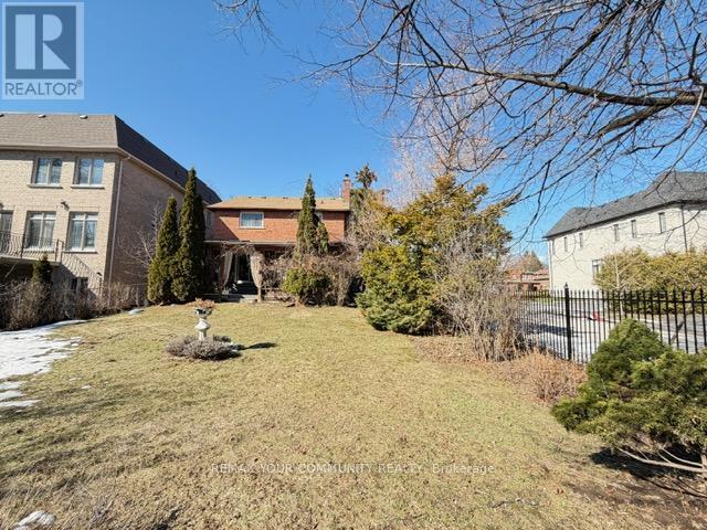 19 Roosevelt Drive, Richmond Hill, Ontario  L4C 6V1 - Photo 32 - N12862804