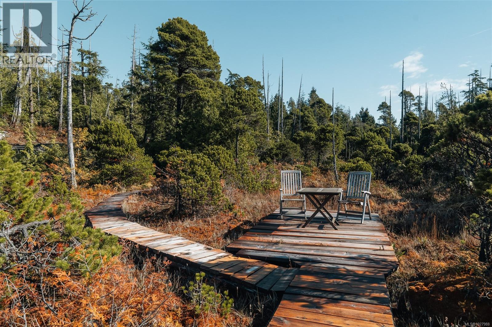 Lot 4 Hawkes Rd, Ucluelet, British Columbia  V0R 3A0 - Photo 1 - 1027988