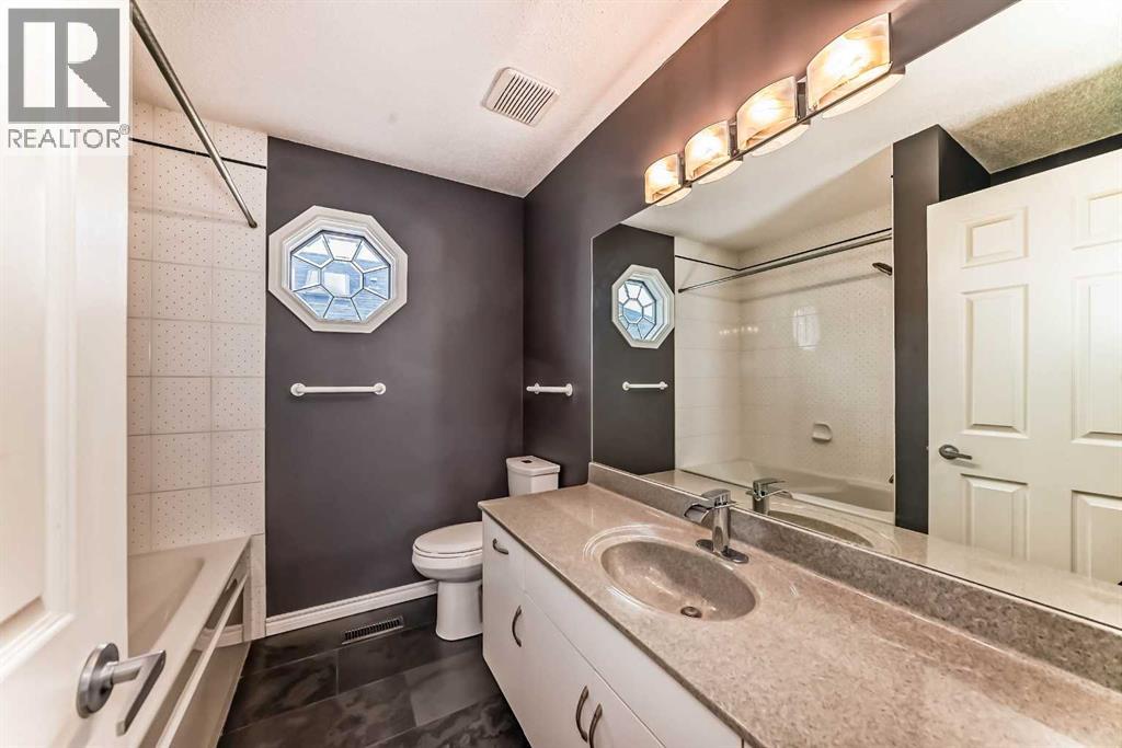 8535 33 Avenue Nw, Calgary, Alberta  T3B 1M2 - Photo 24 - A2291101