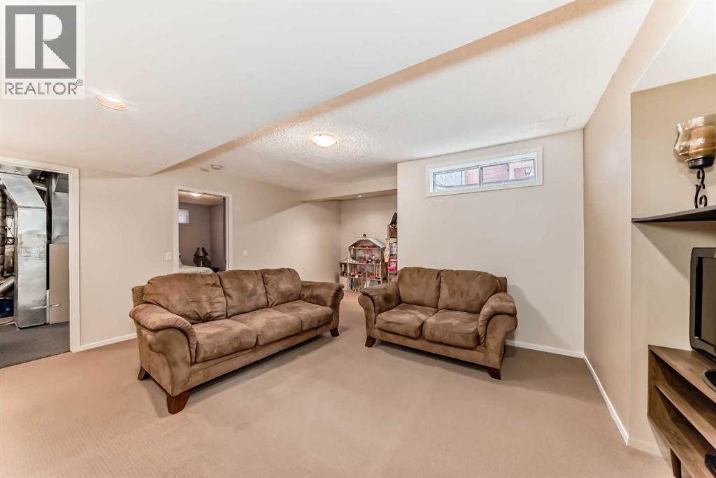 8535 33 Avenue Nw, Calgary, Alberta  T3B 1M2 - Photo 27 - A2291101