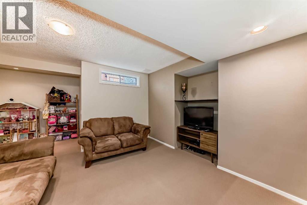 8535 33 Avenue Nw, Calgary, Alberta  T3B 1M2 - Photo 28 - A2291101