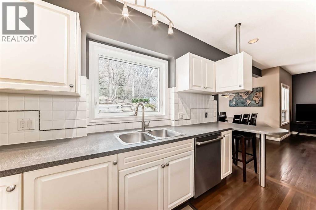 8535 33 Avenue Nw, Calgary, Alberta  T3B 1M2 - Photo 6 - A2291101