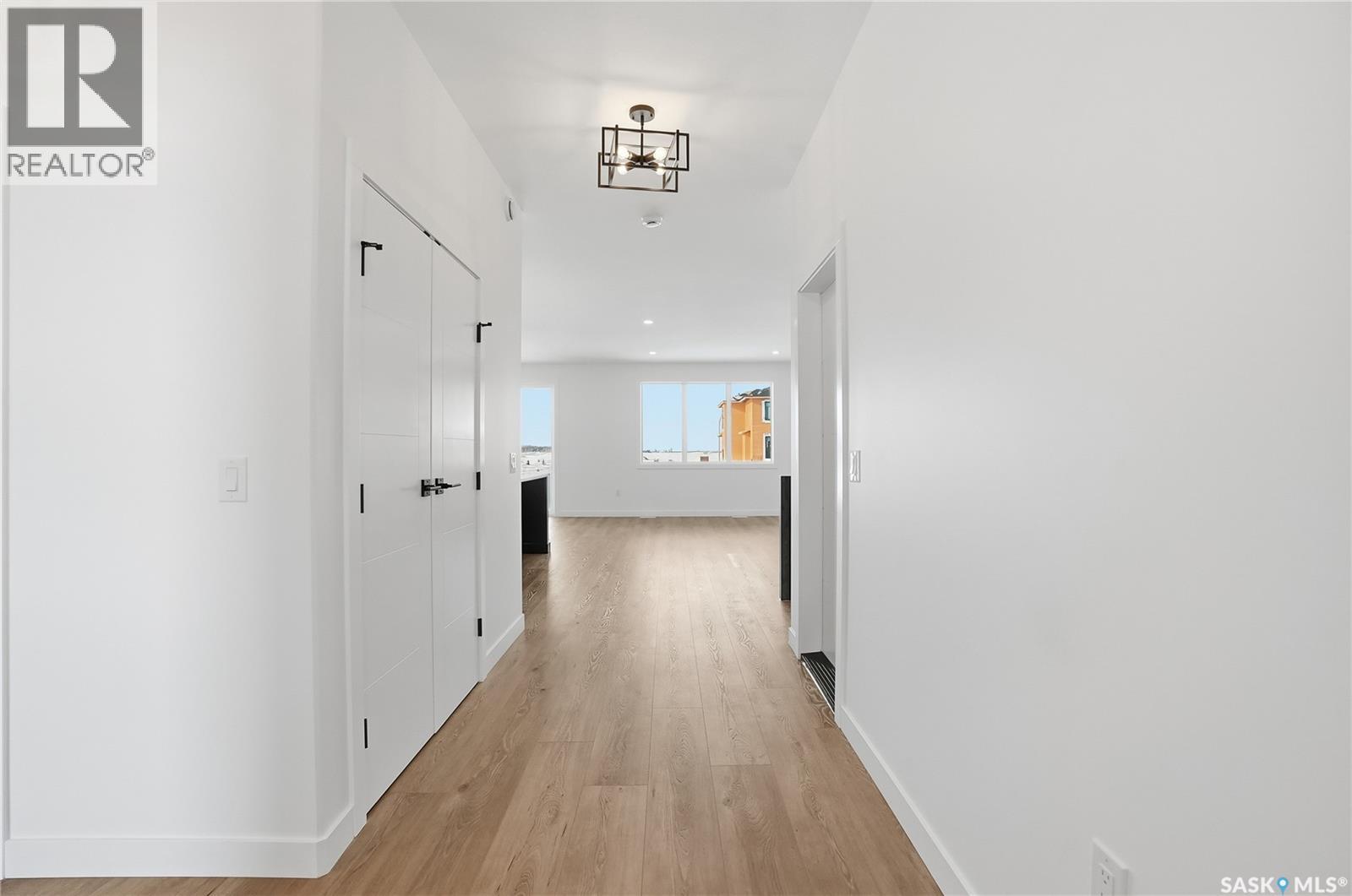 909 Aspen Street, Humboldt, Saskatchewan  S0K 2A0 - Photo 4 - SK030036