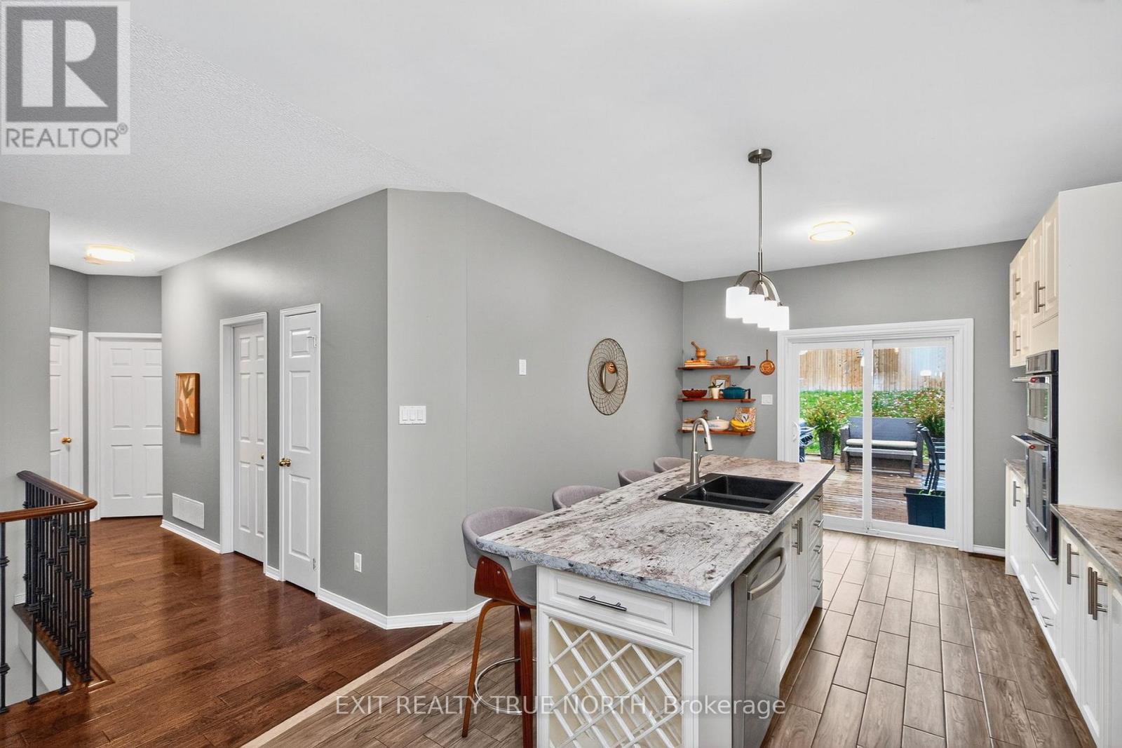 59 Edwards Drive, Barrie (Bayshore), Ontario  L4N 9K8 - Photo 10 - S12863526