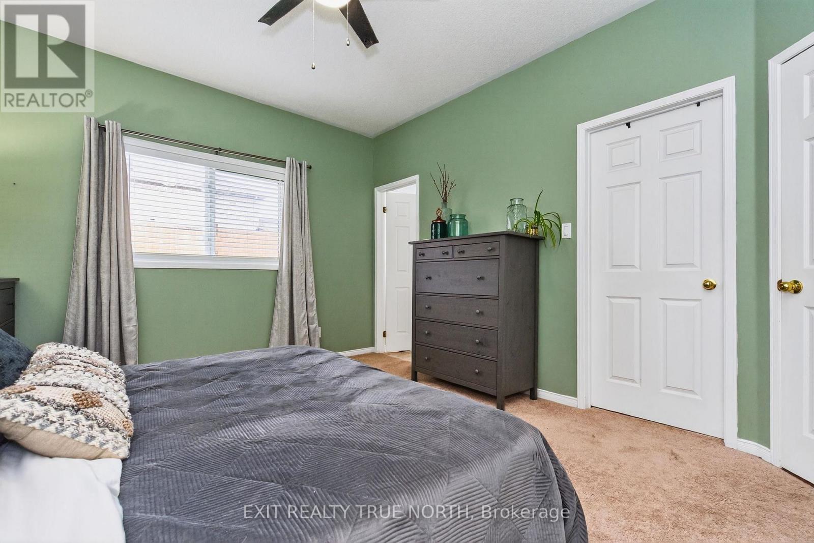 59 Edwards Drive, Barrie (Bayshore), Ontario  L4N 9K8 - Photo 18 - S12863526