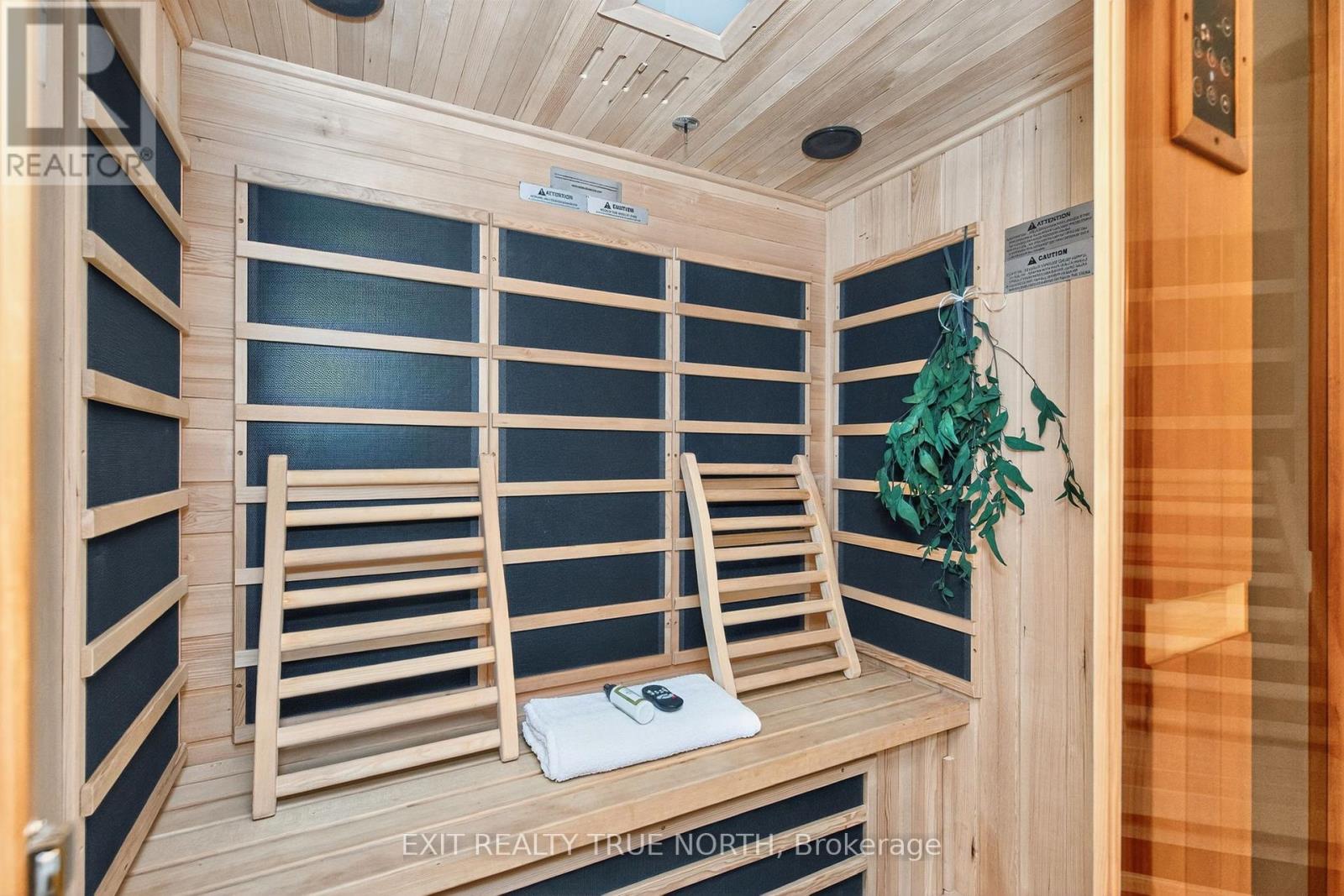 59 Edwards Drive, Barrie (Bayshore), Ontario  L4N 9K8 - Photo 38 - S12863526