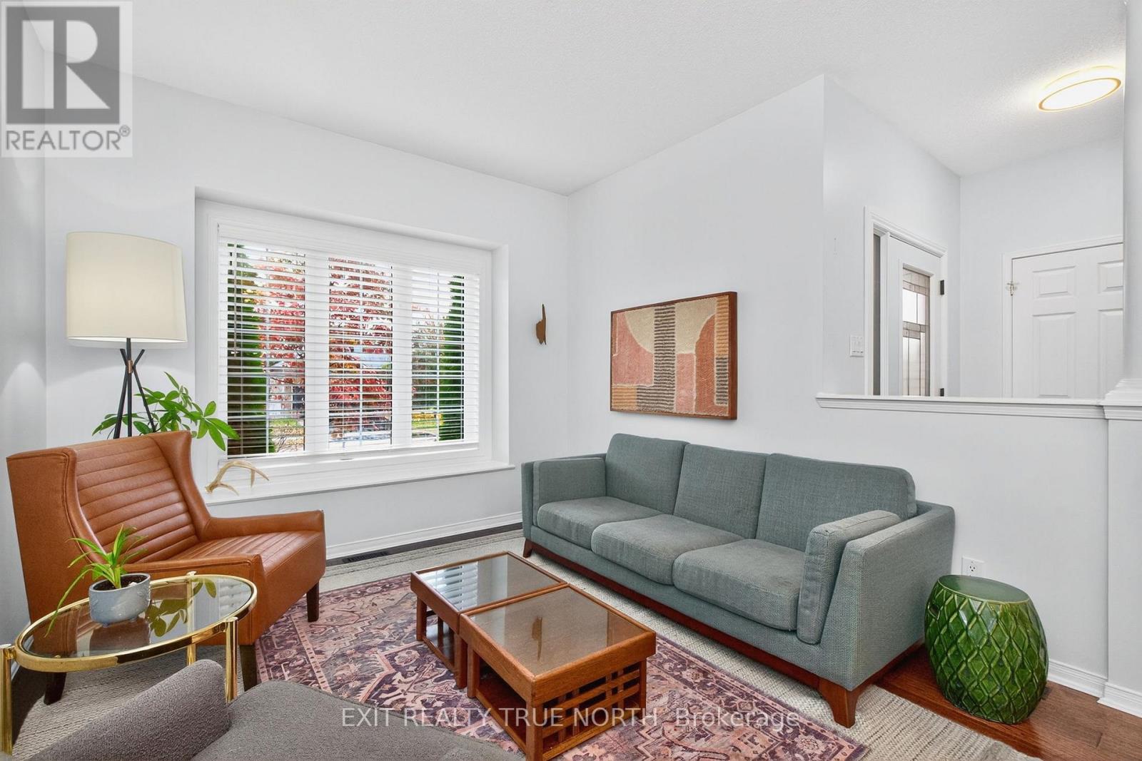 59 Edwards Drive, Barrie (Bayshore), Ontario  L4N 9K8 - Photo 5 - S12863526