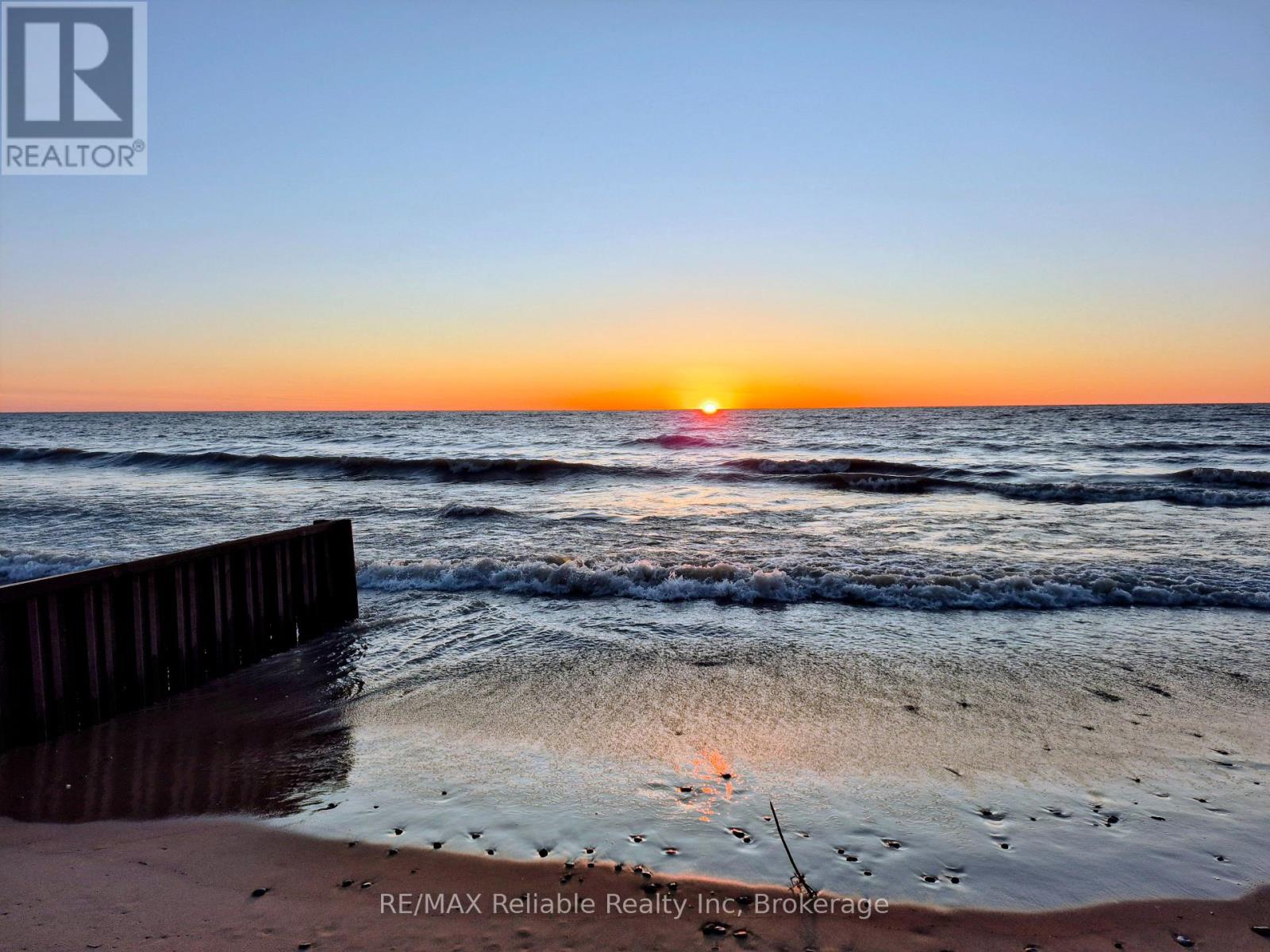 74767 Elm Crescent, Bluewater, Ontario  N0M 1G0 - Photo 45 - X12748092