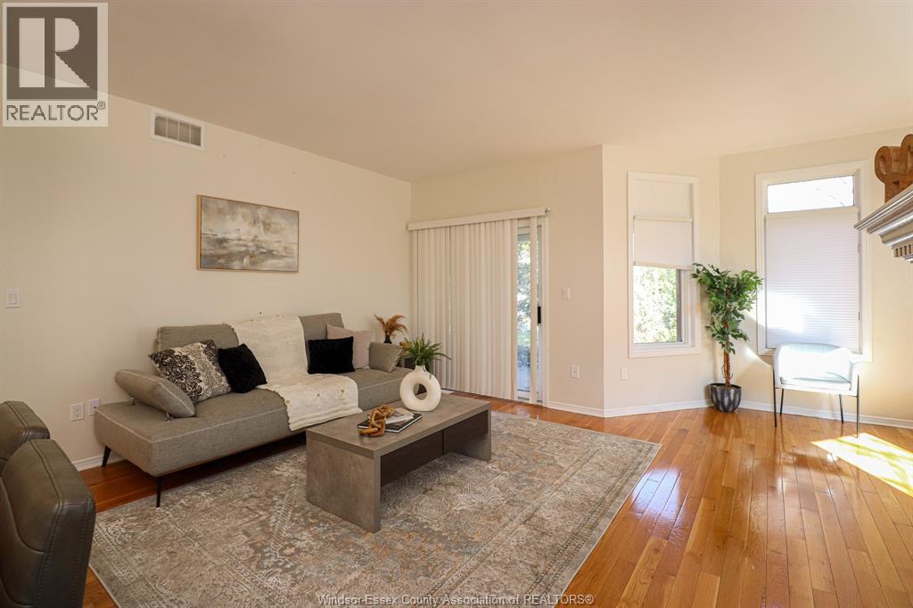 4612 Ascot Court, Windsor, Ontario  N9G 2M1 - Photo 7 - 26004922