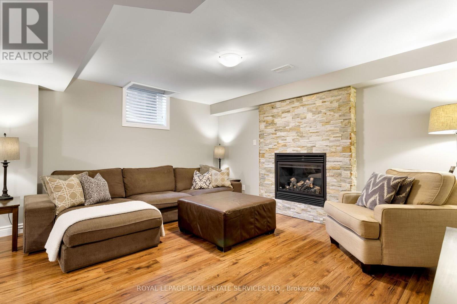 2213 Littondale Lane, Oakville, Ontario  L6M 0A6 - Photo 40 - W12863470