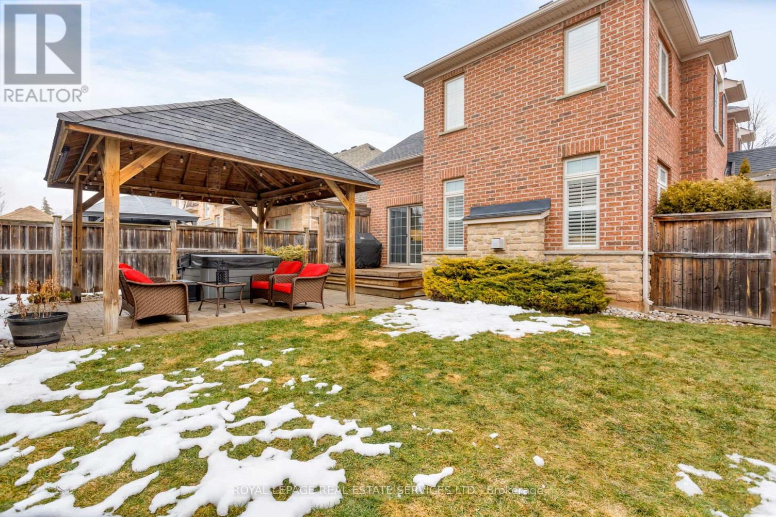 2213 Littondale Lane, Oakville, Ontario  L6M 0A6 - Photo 44 - W12863470