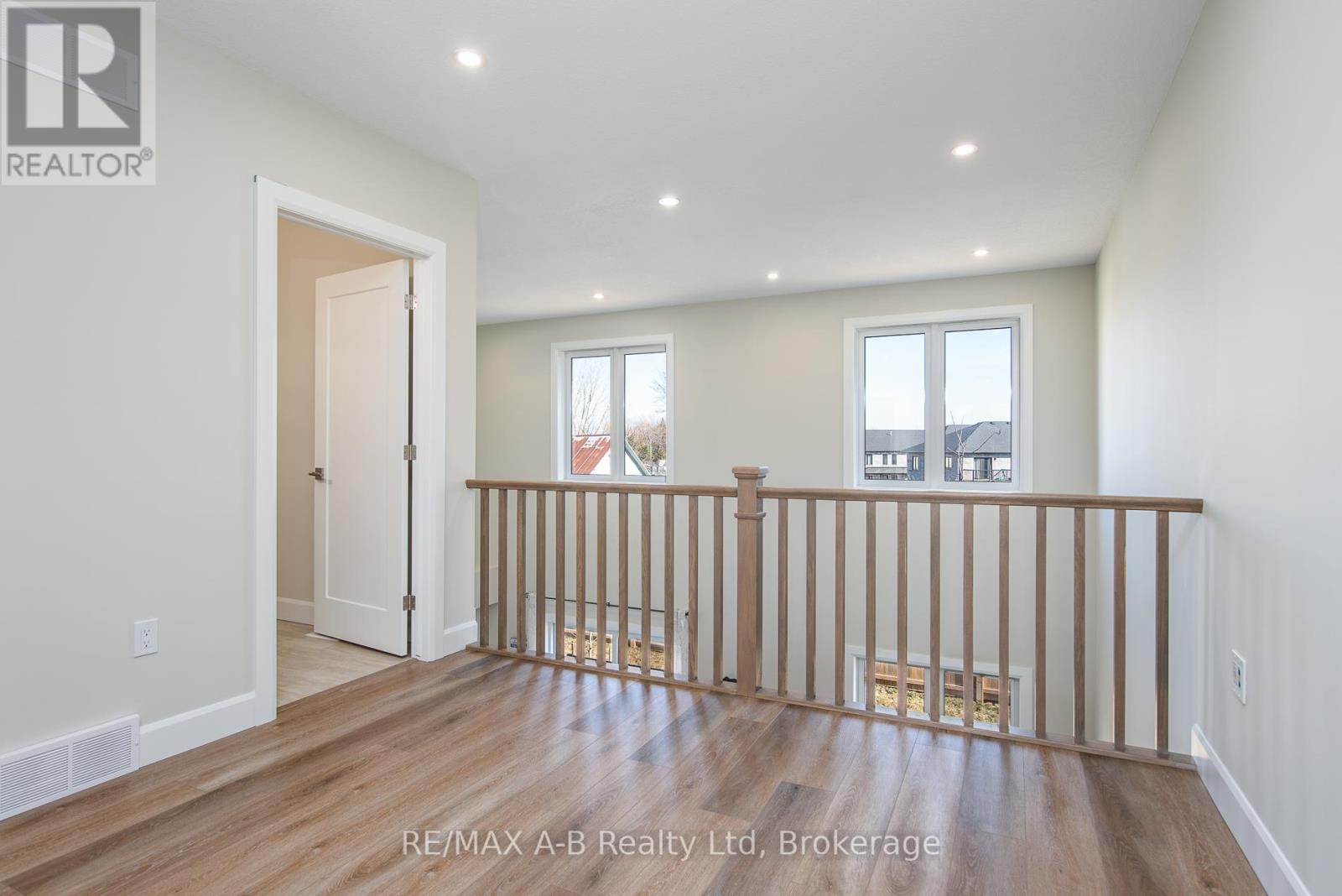 Unit #5 - 3202 Line 37 Vivian Lane, Stratford, Ontario  N5A 0K6 - Photo 26 - X12863698