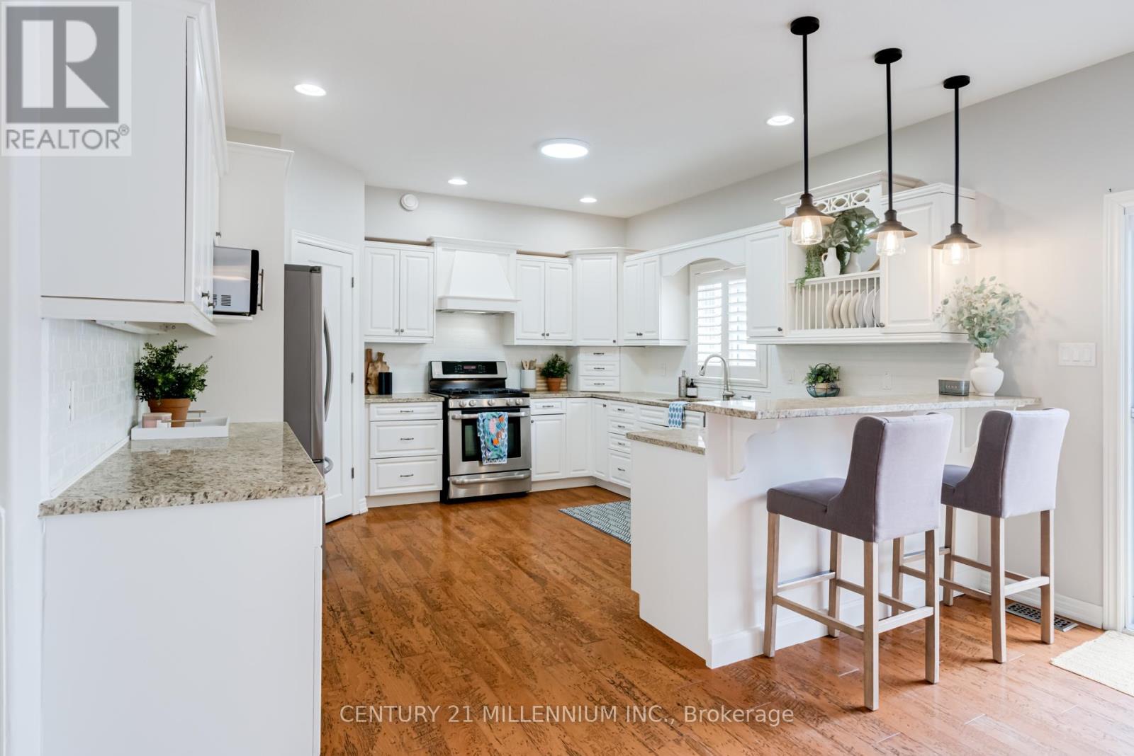 8 Madill Drive, Mono, Ontario  L9W 6G3 - Photo 13 - X12863552