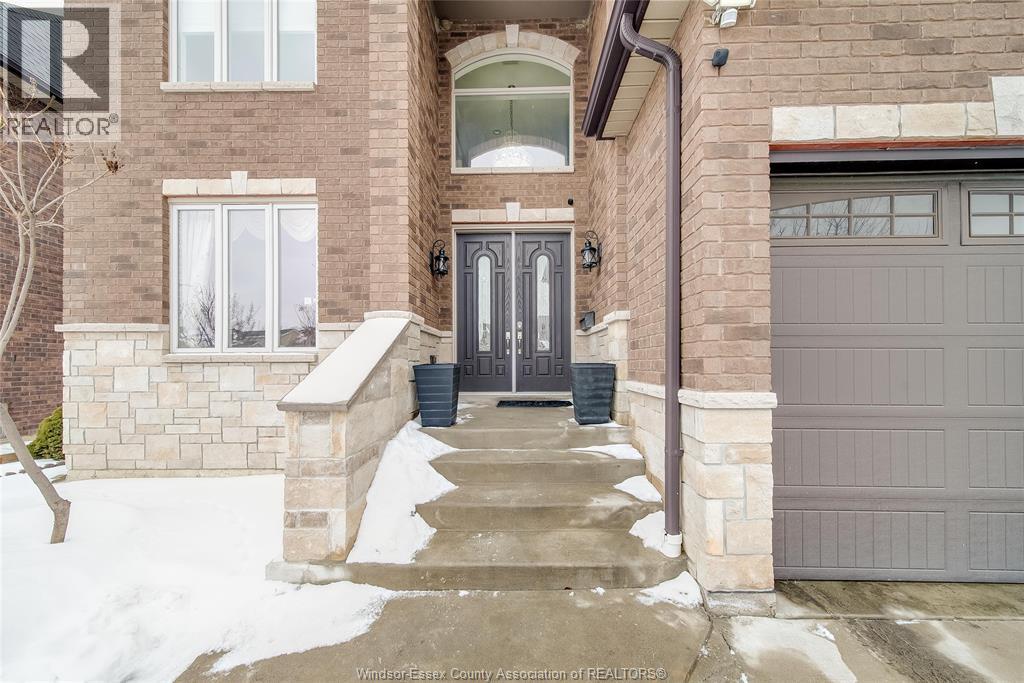 2280 Dandurand, Windsor, Ontario  N9E 4Z7 - Photo 2 - 26002621