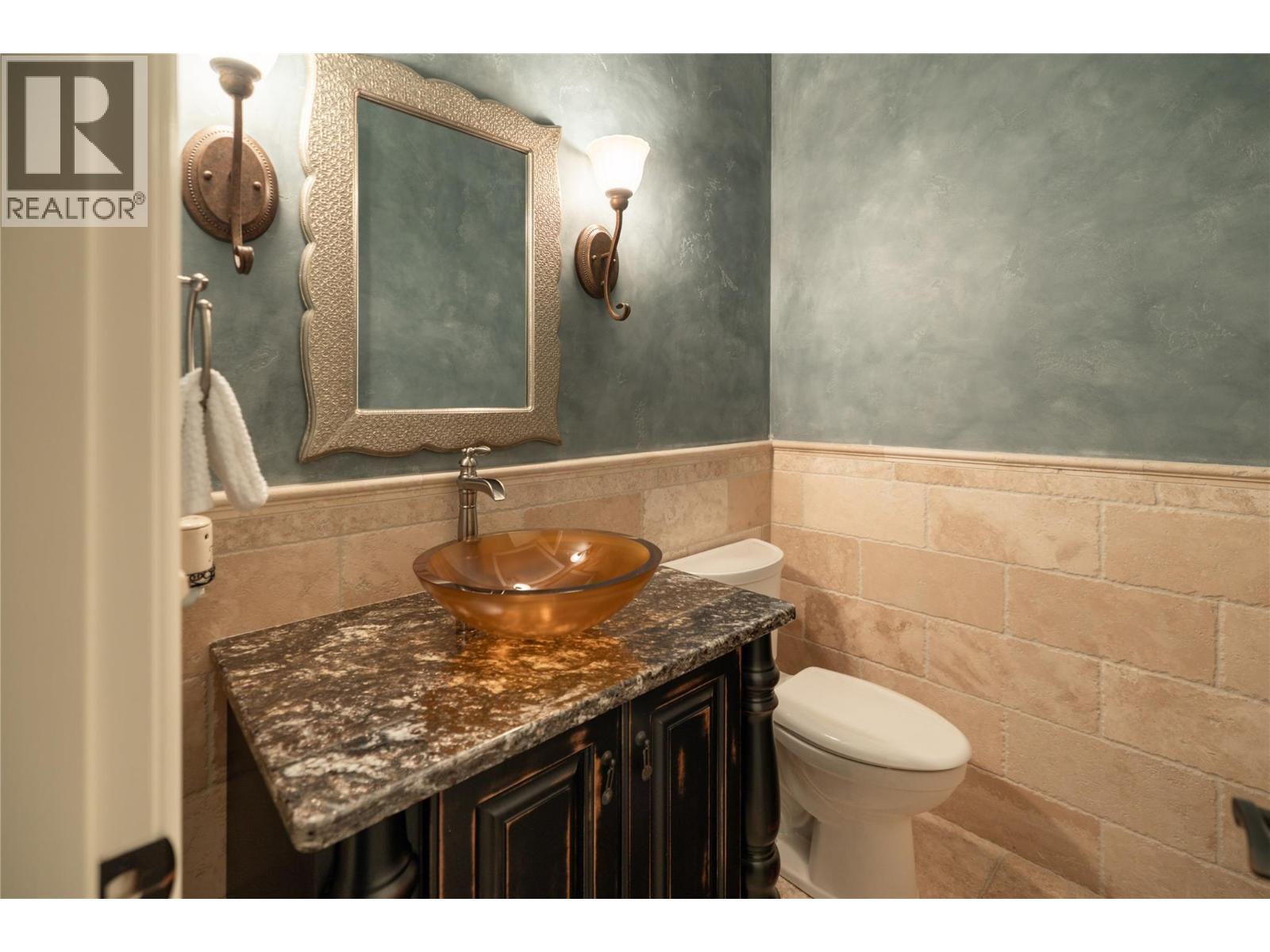 954 Hewetson Avenue, Kelowna, British Columbia  V1W 5H8 - Photo 30 - 10376538