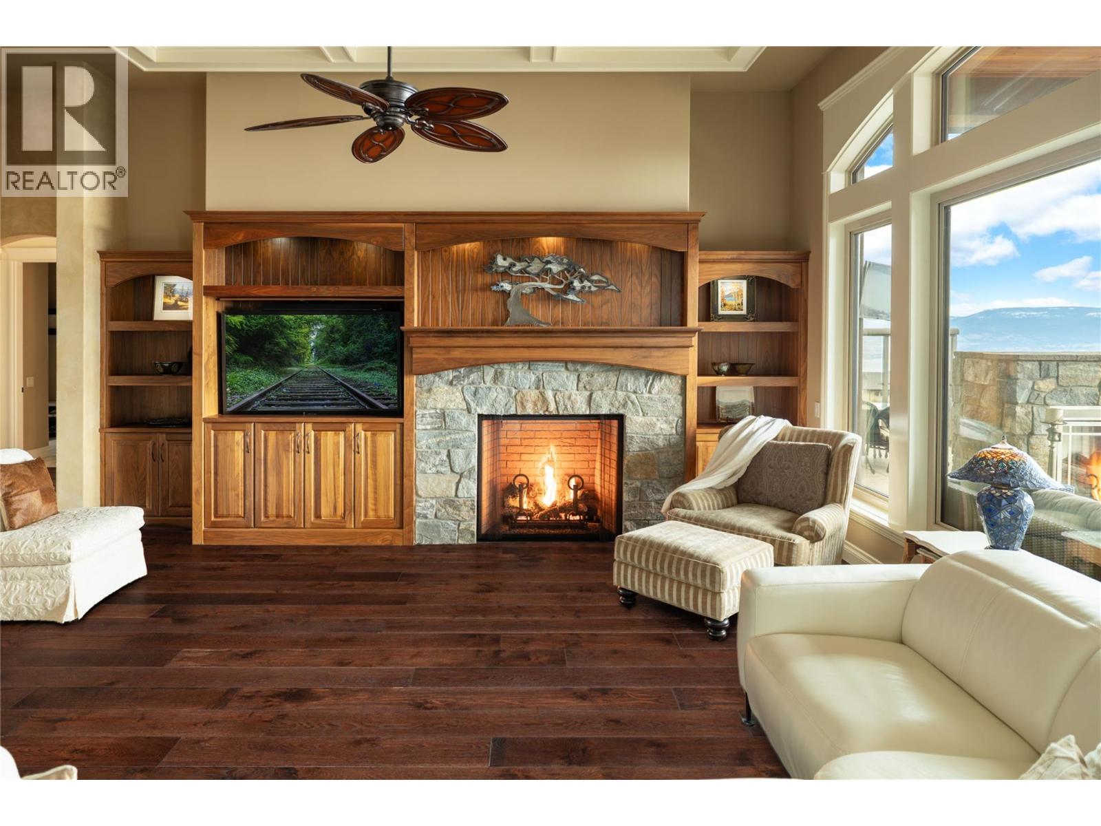 954 Hewetson Avenue, Kelowna, British Columbia  V1W 5H8 - Photo 11 - 10376538