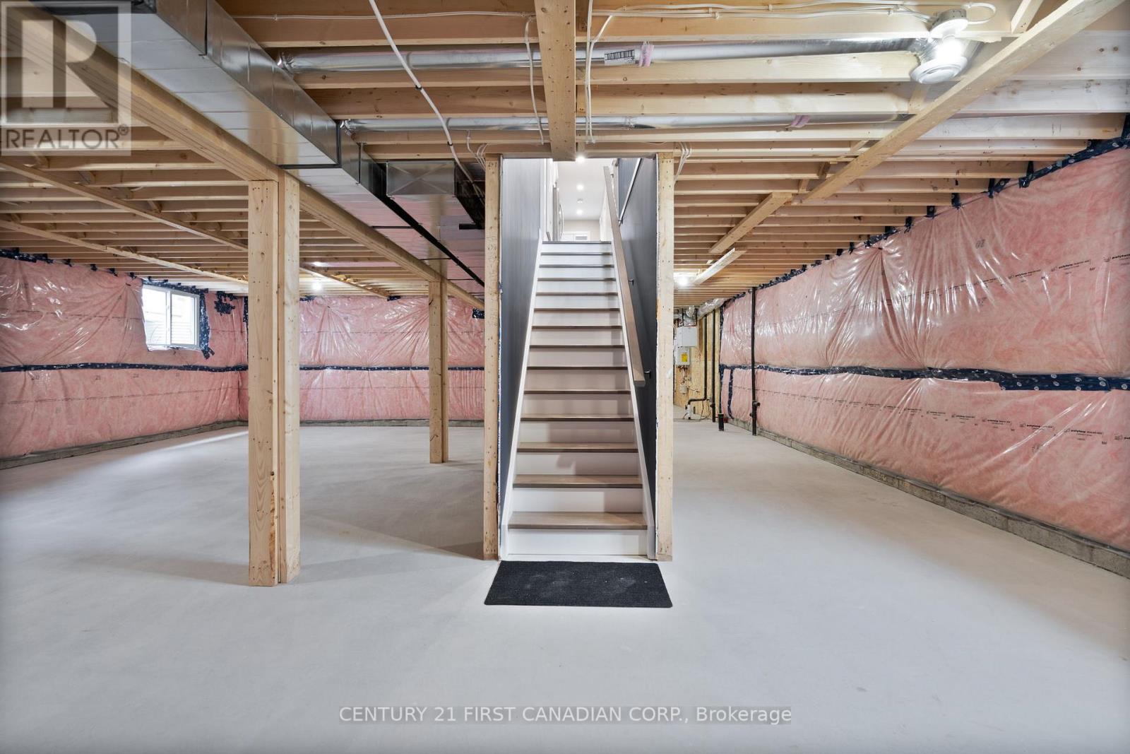 27 Sheldabren Street, North Middlesex, Ontario  N0M 1A0 - Photo 29 - X12863746