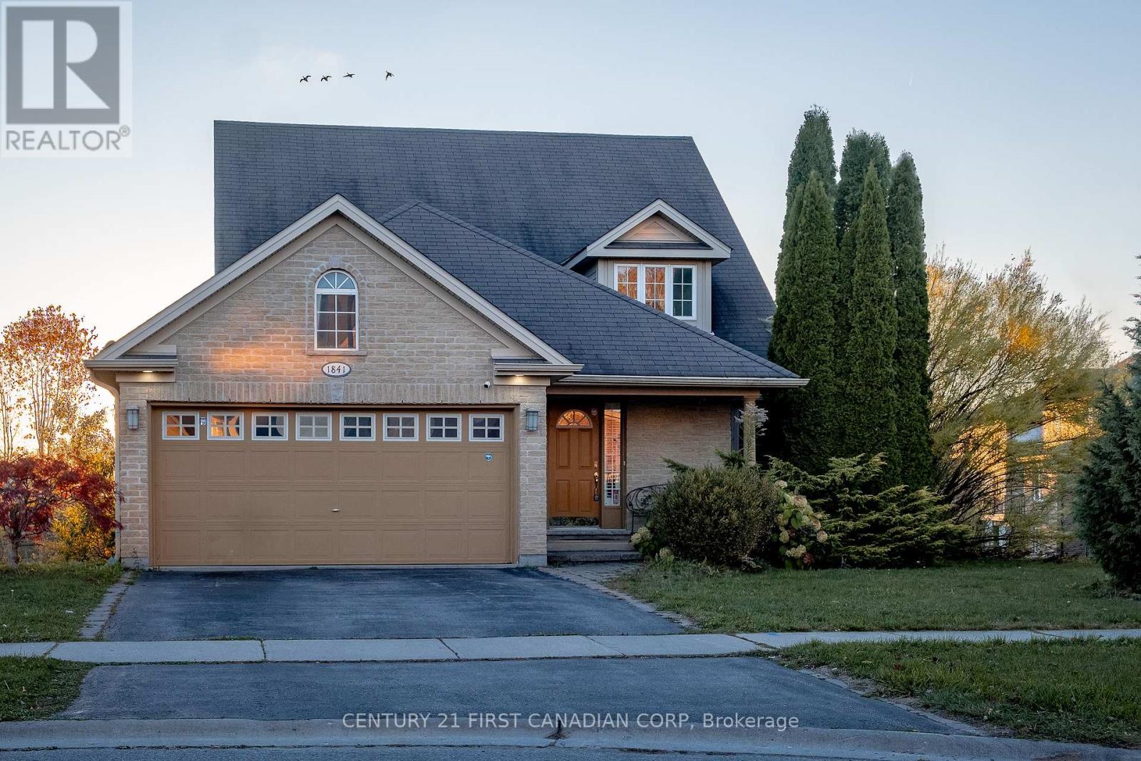 UPPER - 1841 FOXWOOD AVENUE, London North, Ontario