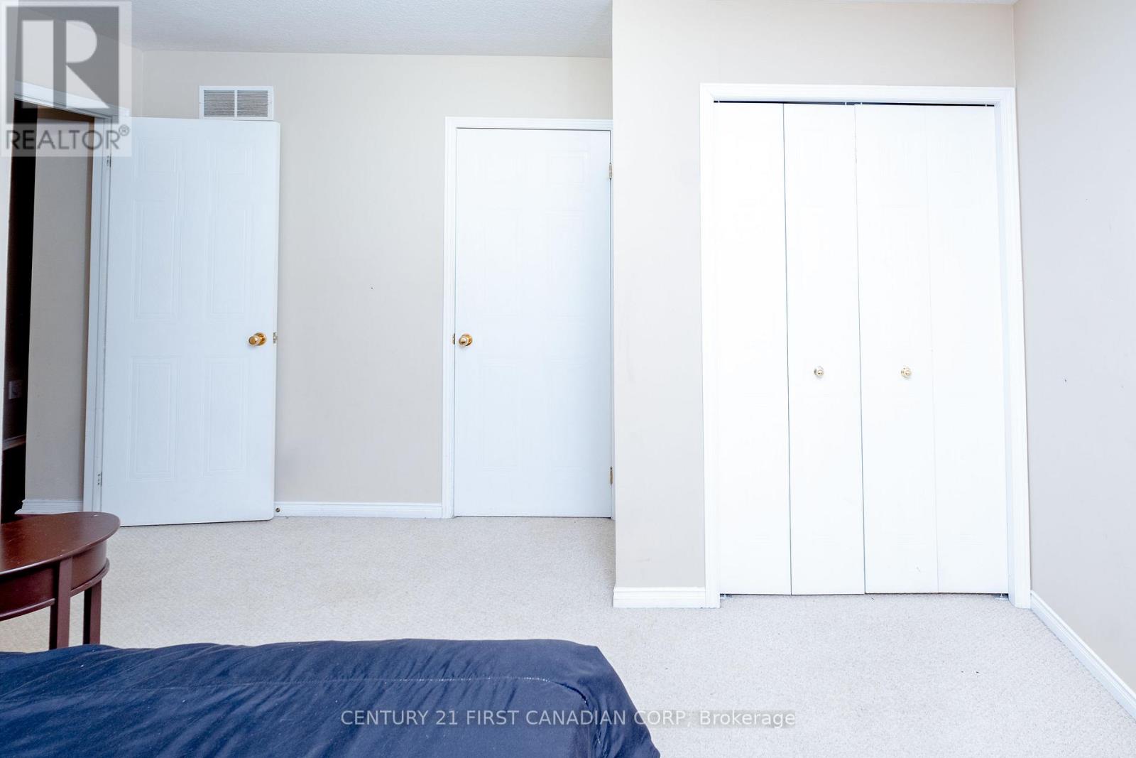 Upper - 1841 Foxwood Avenue, London North, Ontario  N6G 0C4 - Photo 12 - X12863760