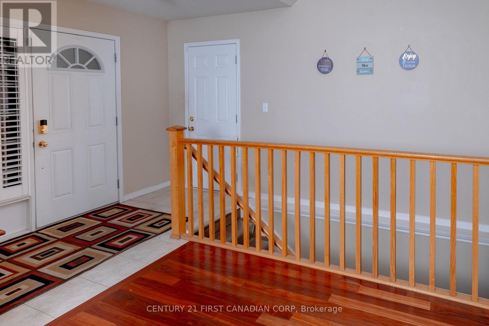 Upper - 1841 Foxwood Avenue, London North, Ontario  N6G 0C4 - Photo 5 - X12863760