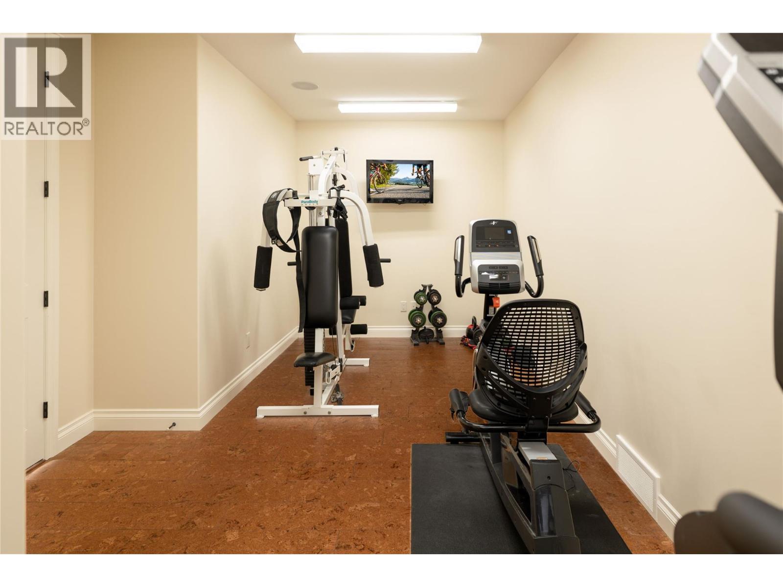 954 Hewetson Avenue, Kelowna, British Columbia  V1W 5H8 - Photo 48 - 10376538