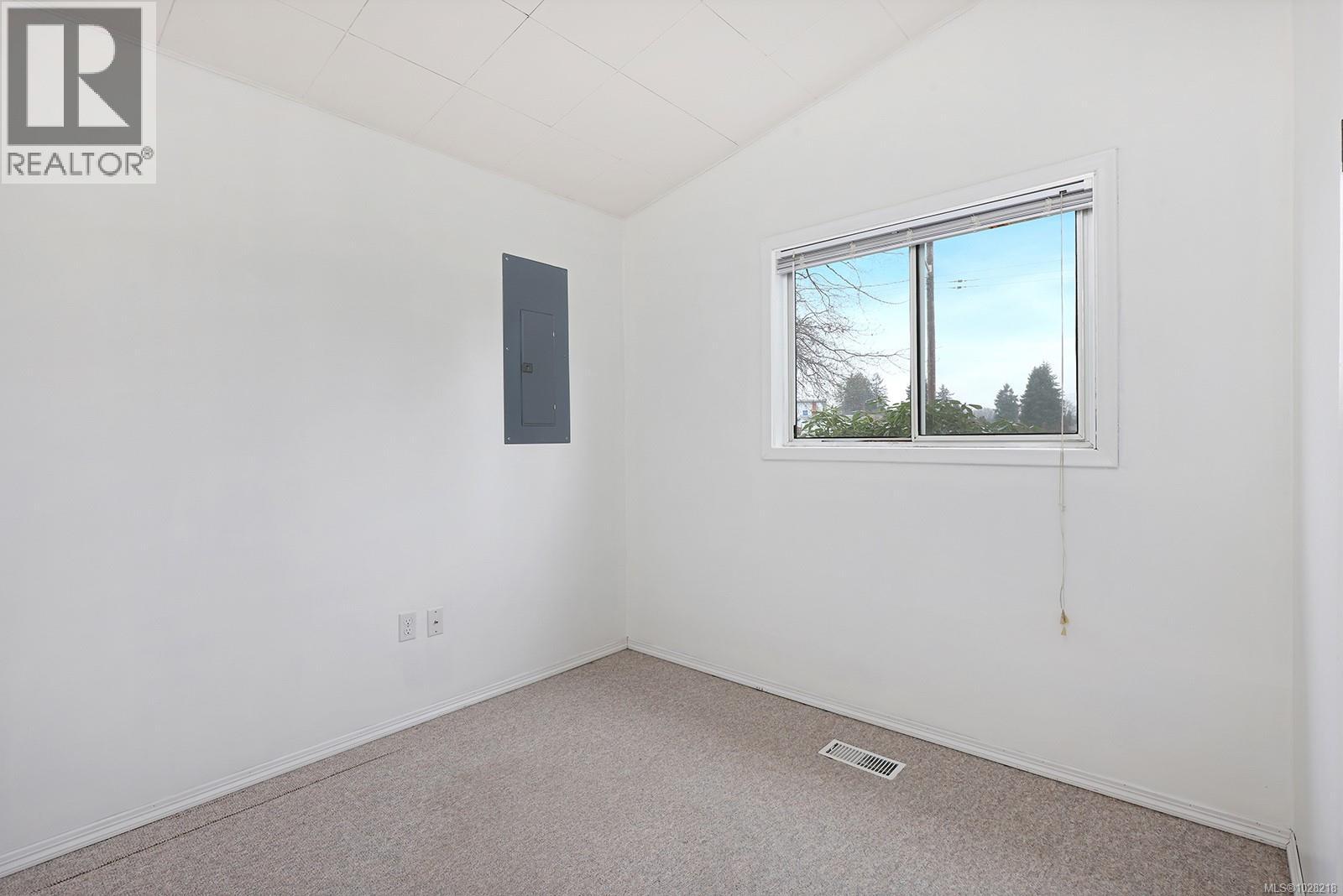 660 16th St, Courtenay, British Columbia  V3J 1A7 - Photo 17 - 1028218