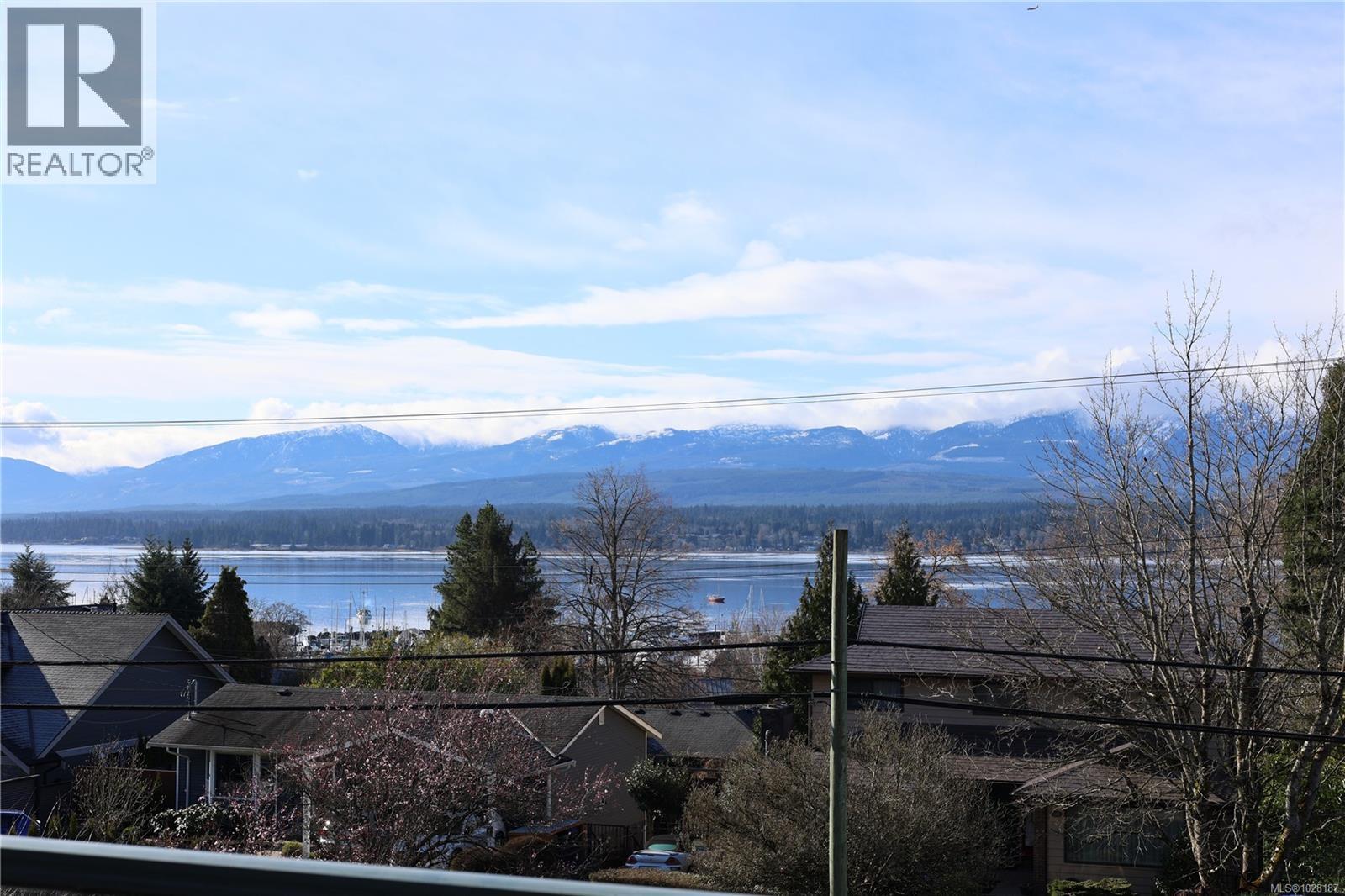 302 1902 Comox Ave, Comox, British Columbia  V9M 3M7 - Photo 12 - 1028187