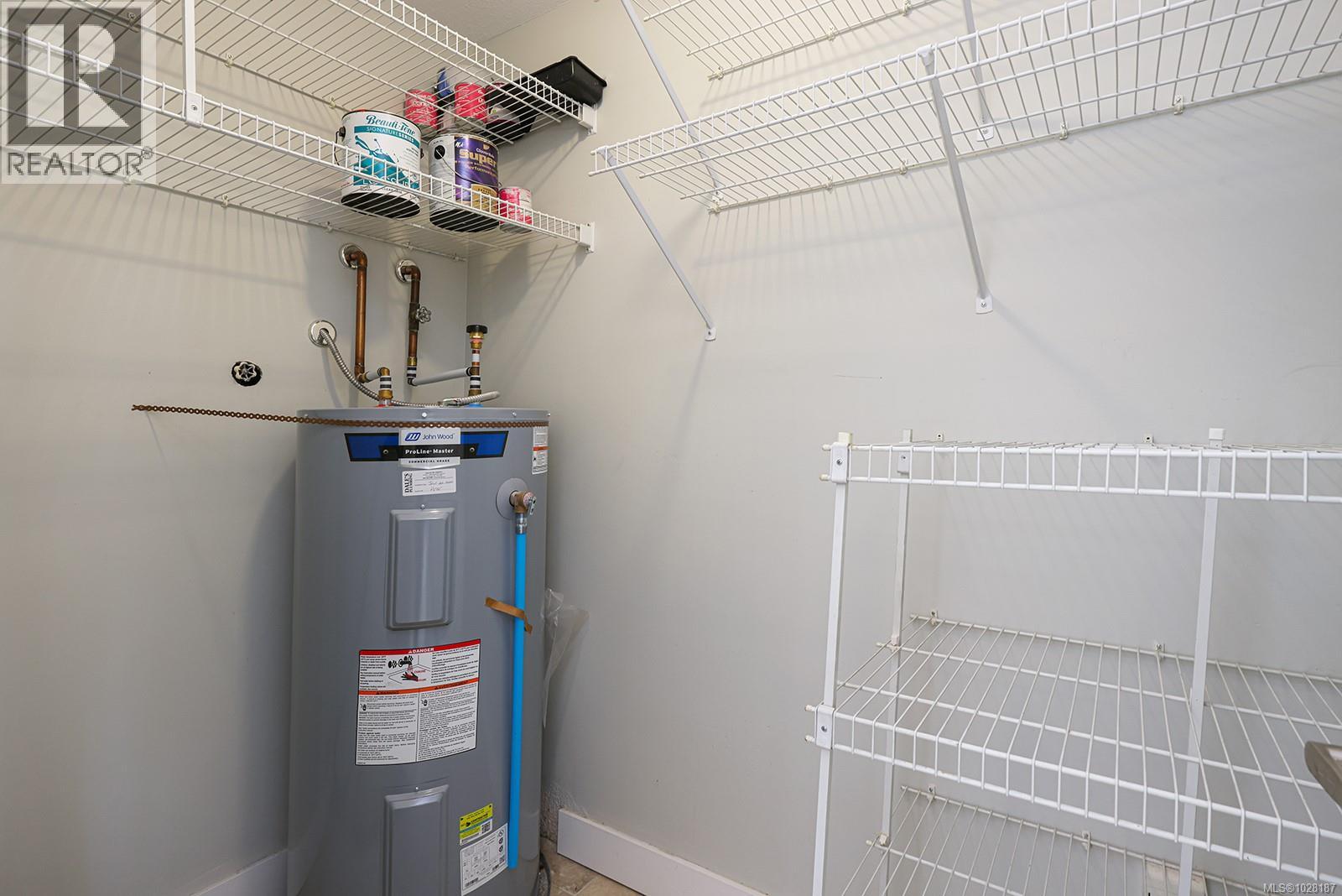 302 1902 Comox Ave, Comox, British Columbia  V9M 3M7 - Photo 24 - 1028187