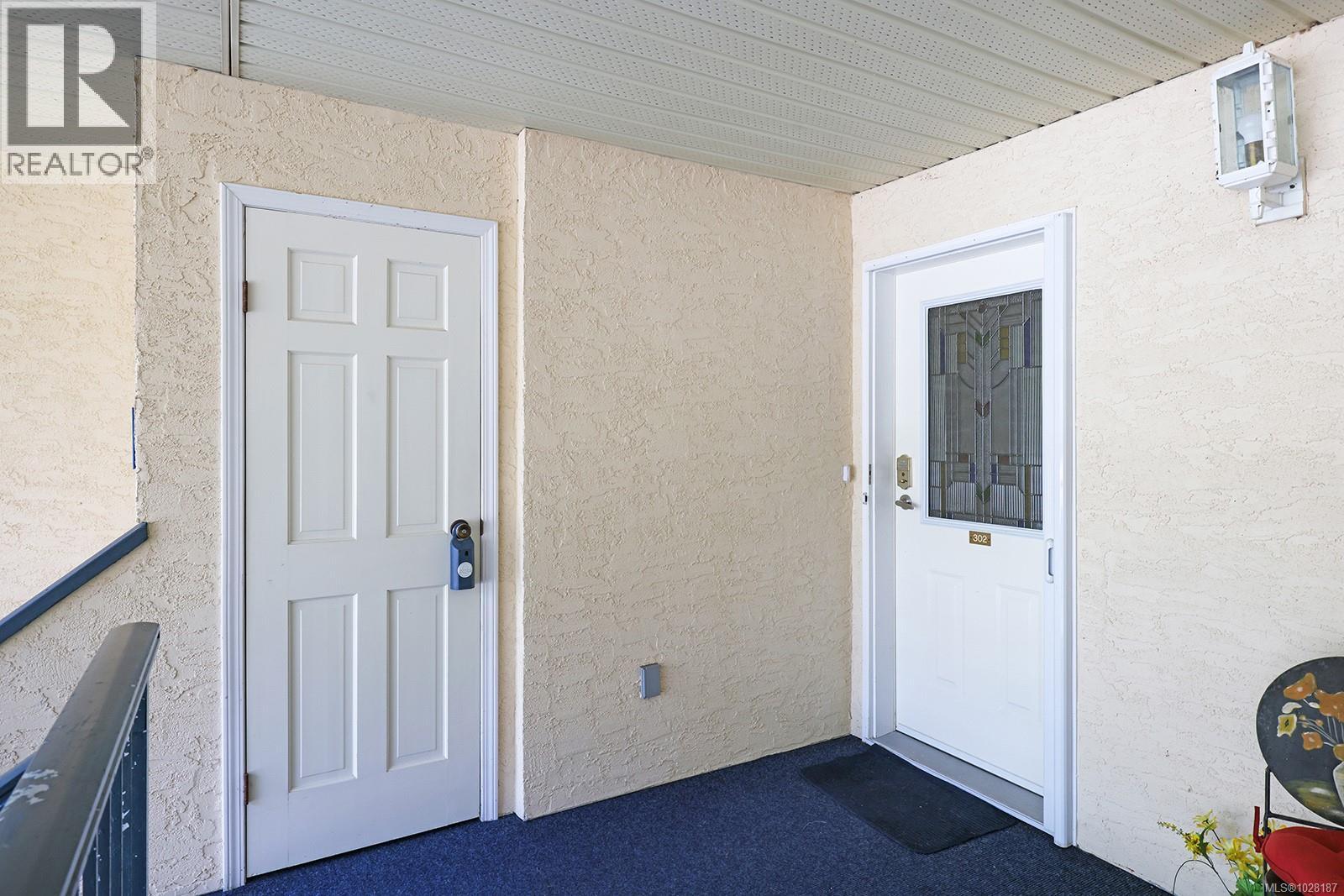 302 1902 Comox Ave, Comox, British Columbia  V9M 3M7 - Photo 5 - 1028187