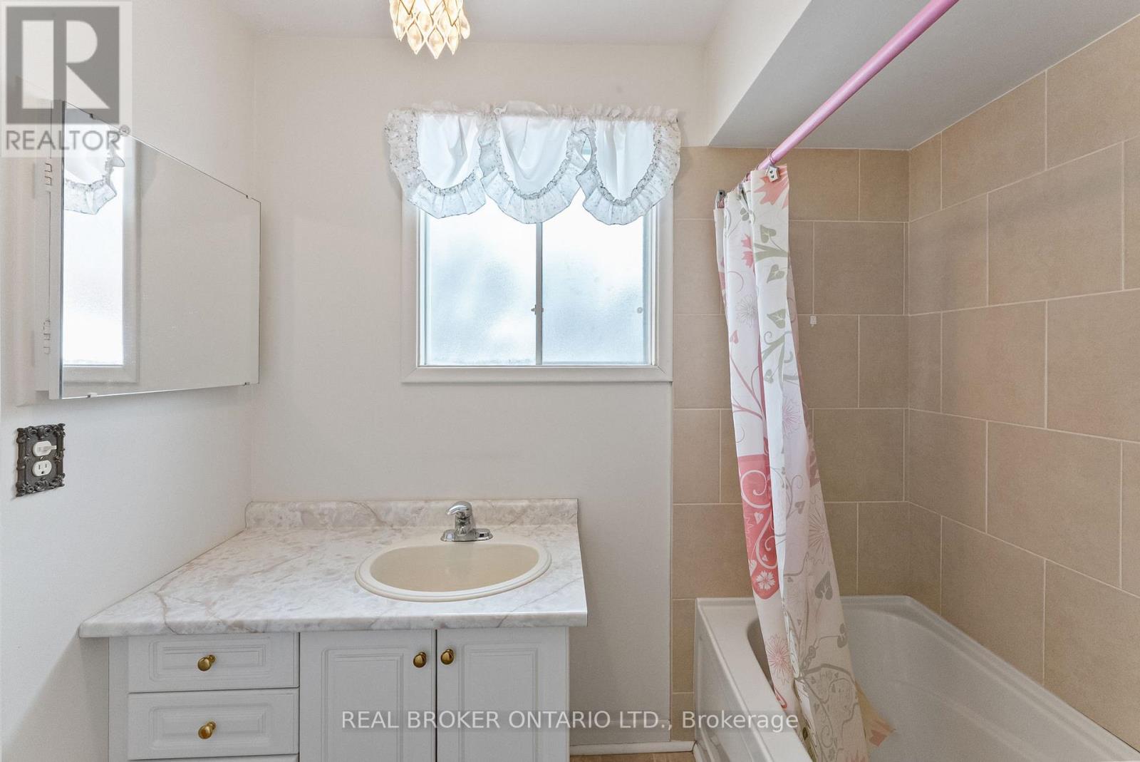 5 Joseph Street, Uxbridge, Ontario  L9P 1H9 - Photo 16 - N12862718