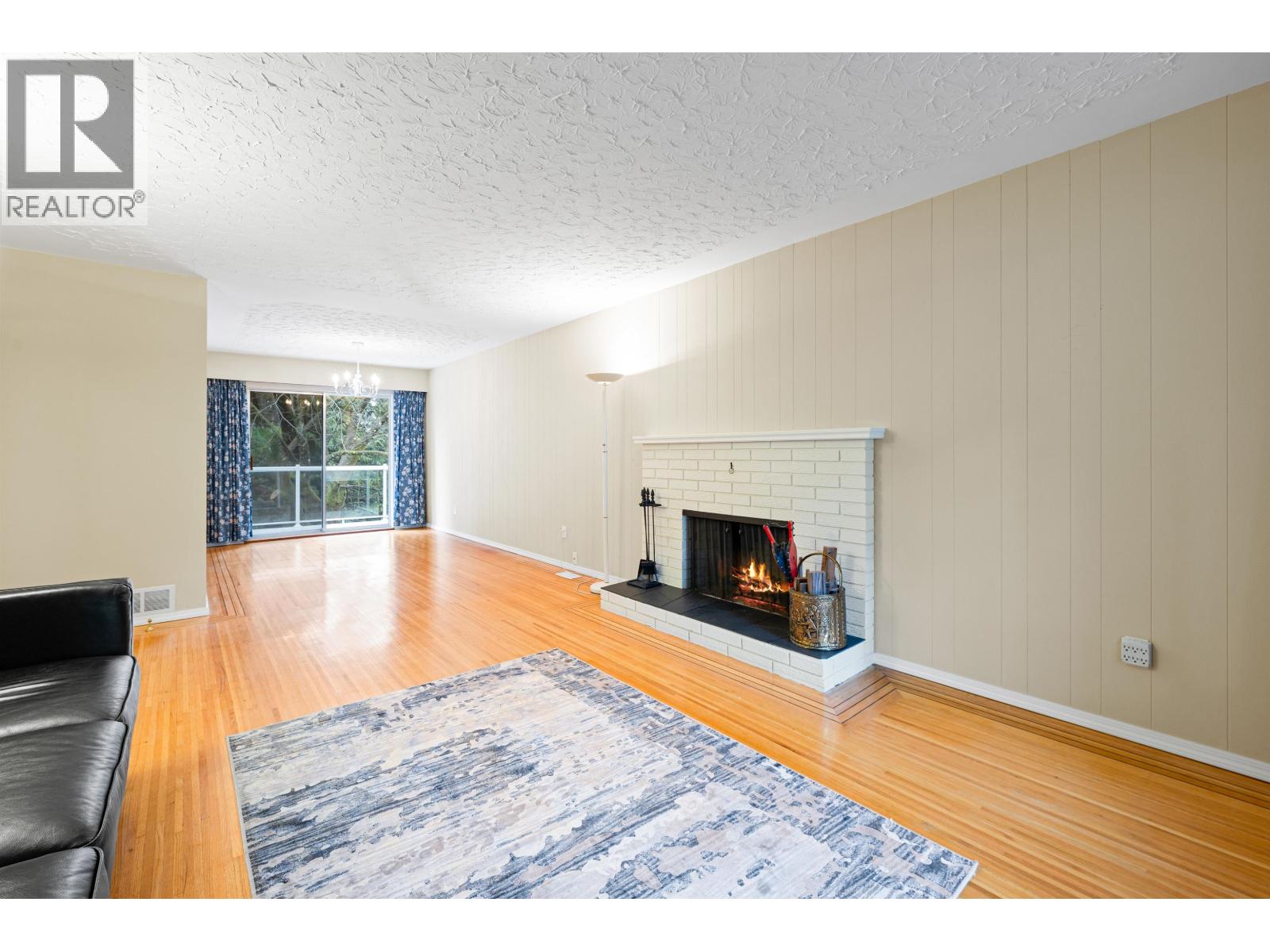 1349 Mill Street, North Vancouver, British Columbia  V7K 1V5 - Photo 4 - R3097407