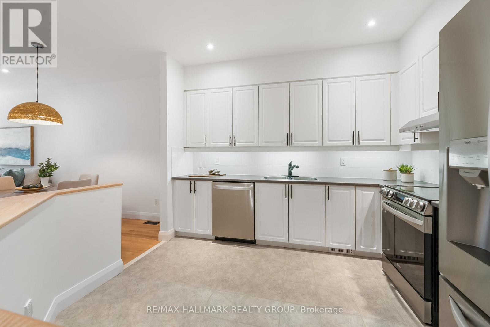 1589 Henri Lauzon Street, Ottawa, Ontario  K1C 7R7 - Photo 11 - X12863612