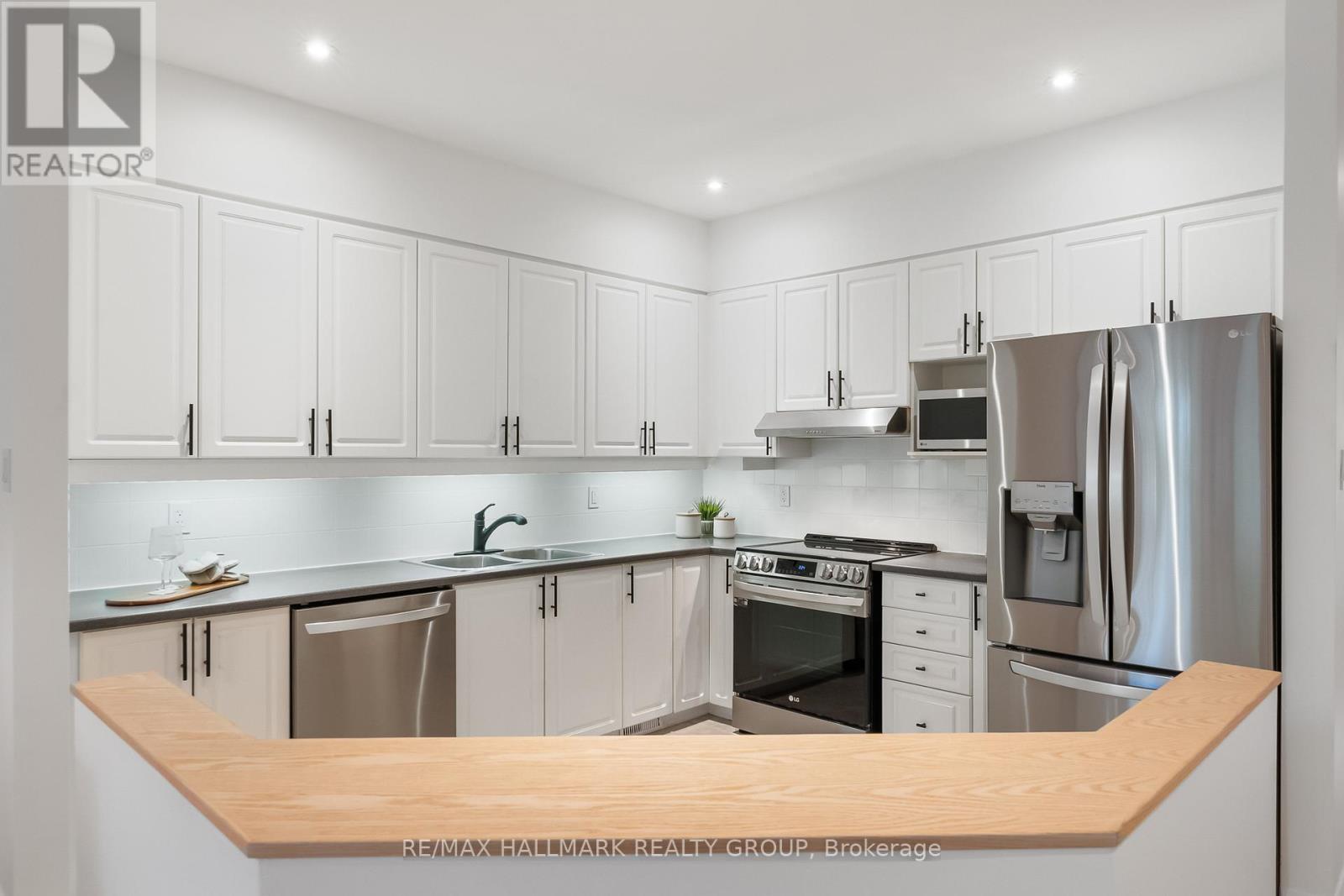 1589 Henri Lauzon Street, Ottawa, Ontario  K1C 7R7 - Photo 12 - X12863612