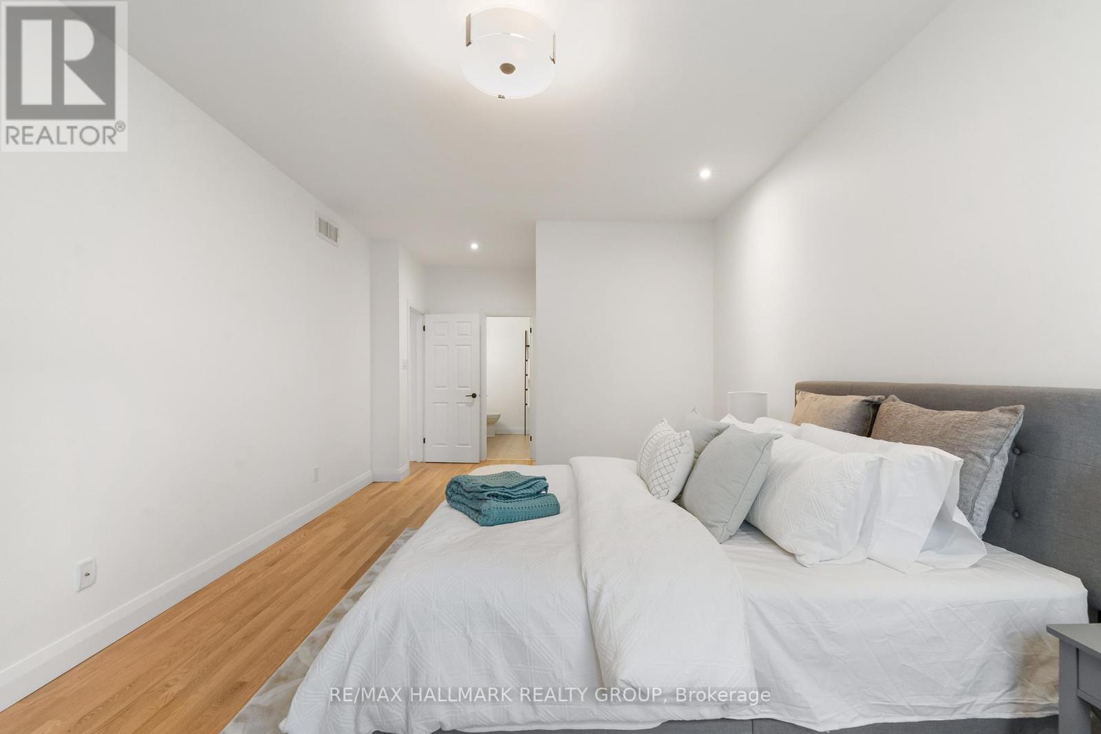 1589 Henri Lauzon Street, Ottawa, Ontario  K1C 7R7 - Photo 24 - X12863612