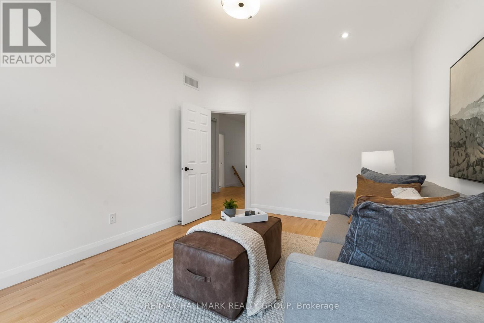 1589 Henri Lauzon Street, Ottawa, Ontario  K1C 7R7 - Photo 7 - X12863612