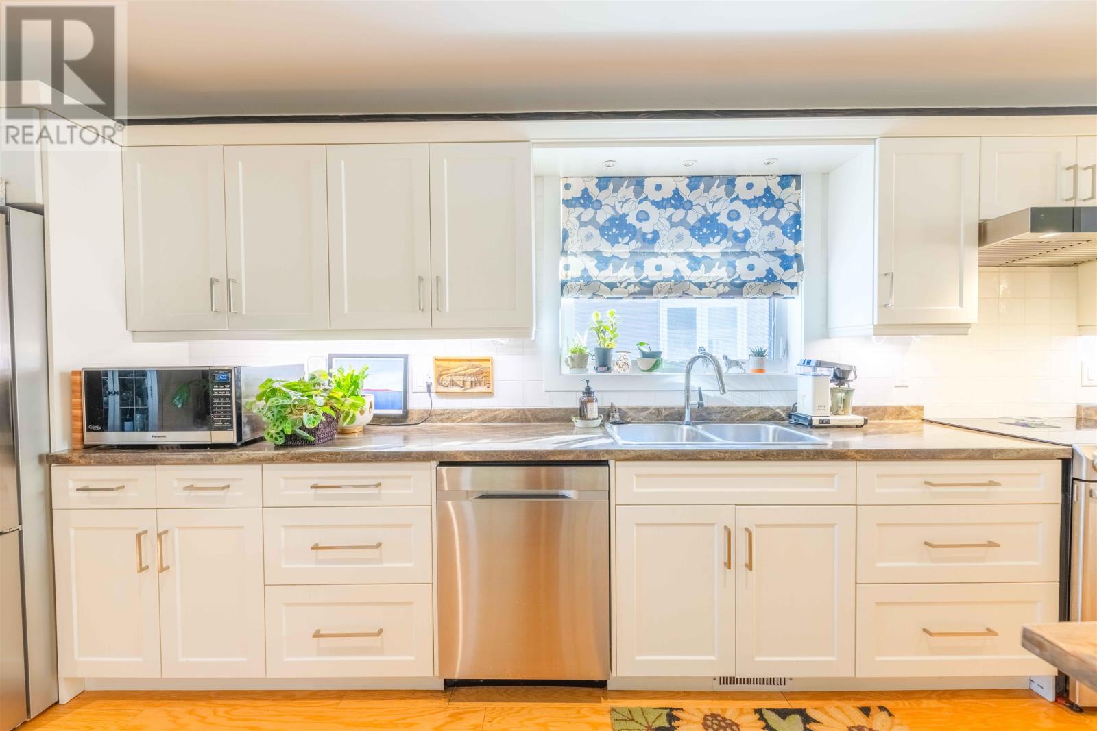 160 Cougar Crs, Thunder Bay, Ontario  P7C 0B8 - Photo 11 - TB2600383