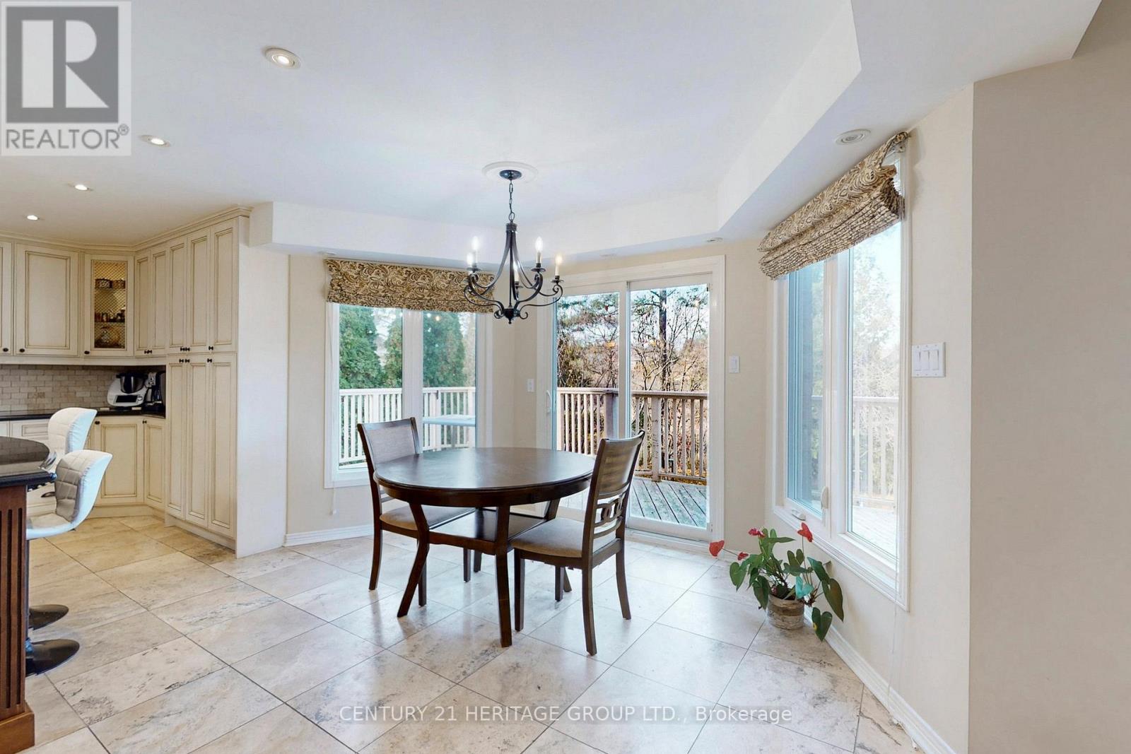 136 Cranberry Lane, Aurora, Ontario  L4G 5Z3 - Photo 11 - N12583600