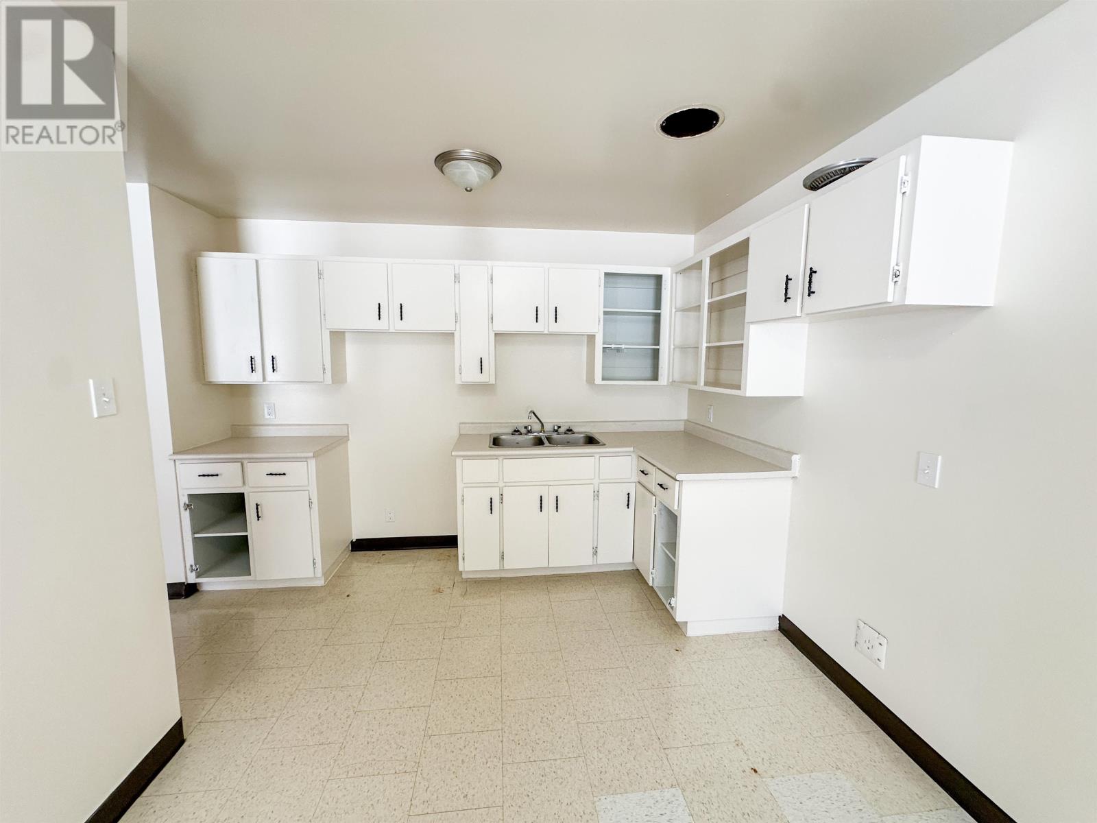 47/49 Birch Dr, Ear Falls, Ontario  P0V 1T0 - Photo 5 - TB2600397