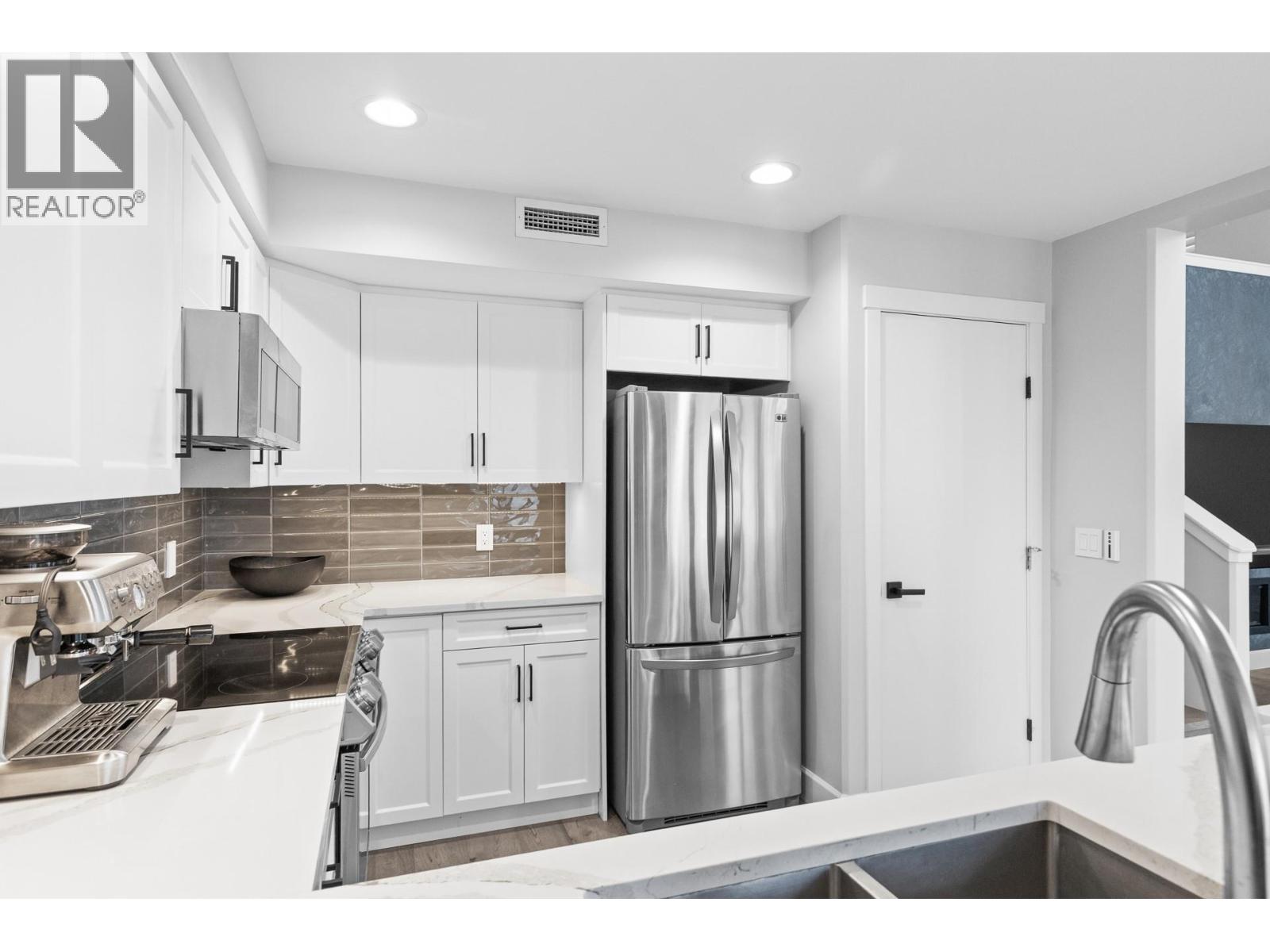 457 West Avenue Unit# 108 Kelowna Photo 16