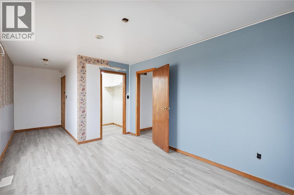 7074 Bonnie Doon Road, Plympton-Wyoming, Ontario  N0N 1E0 - Photo 2 - 26004772