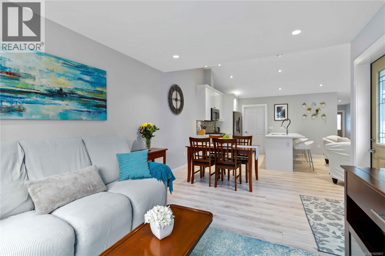 6304 Riverstone Dr, Sooke, British Columbia  V9Z 1N4 - Photo 5 - 1025857