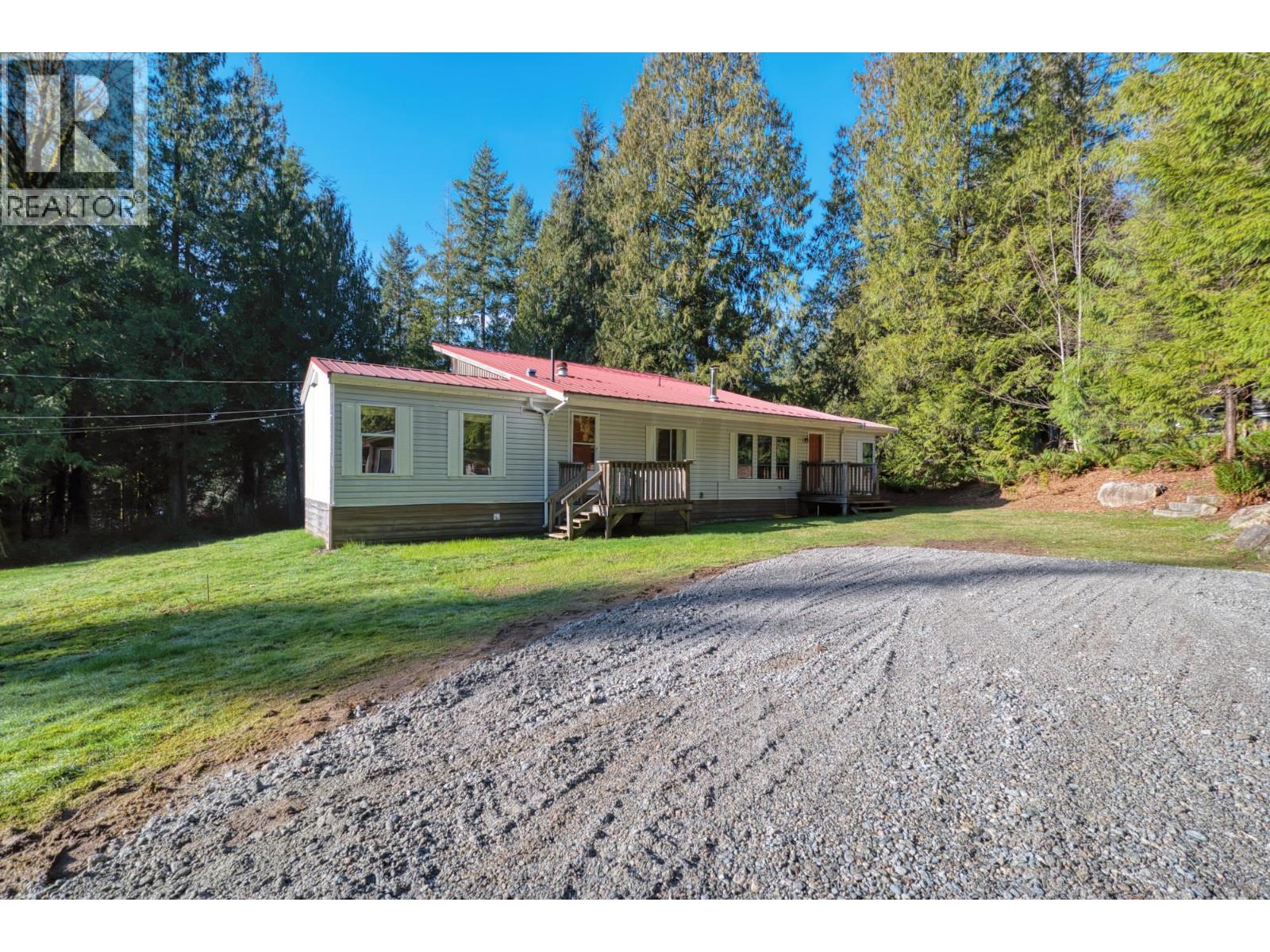 7103 Sechelt Inlet Road, Sechelt, British Columbia  V7Z 0P1 - Photo 31 - R3096729