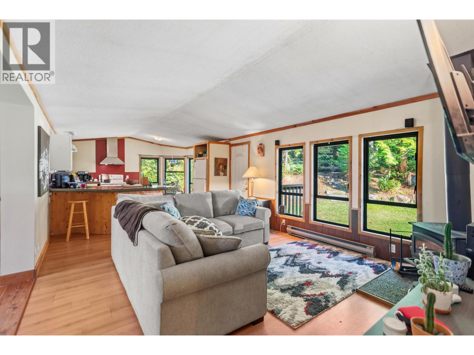 7103 Sechelt Inlet Road, Sechelt, British Columbia  V7Z 0P1 - Photo 16 - R3096729